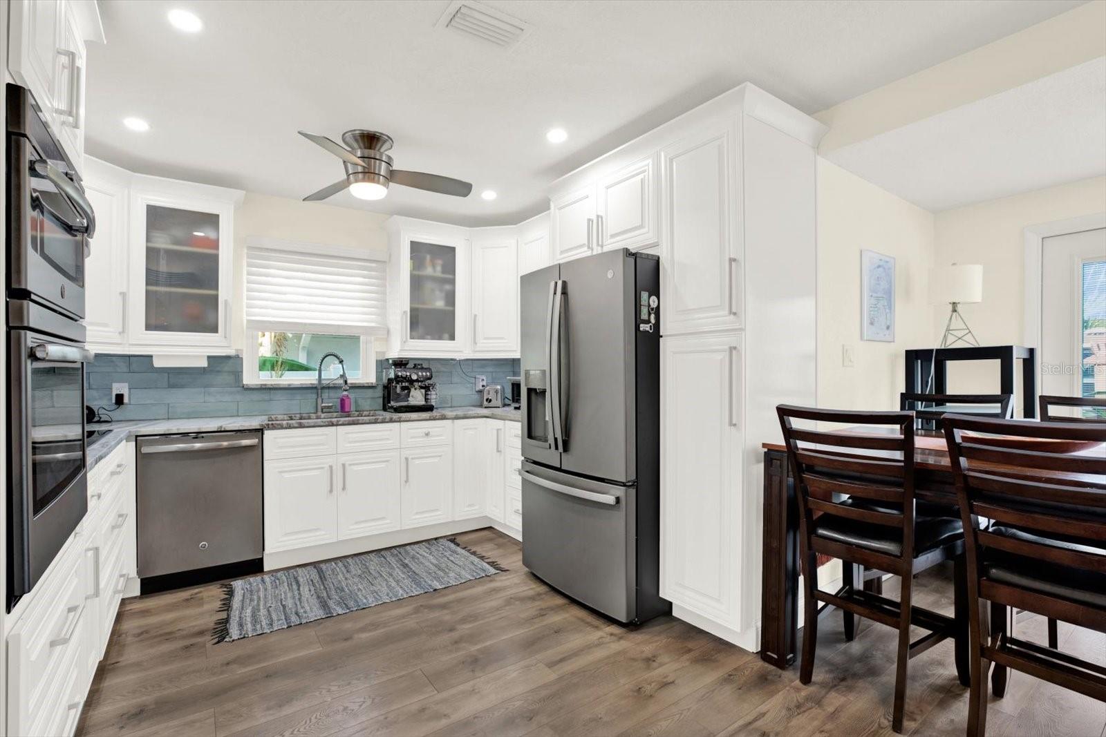 Image 5 of 28 For 5201 18th Avenue S