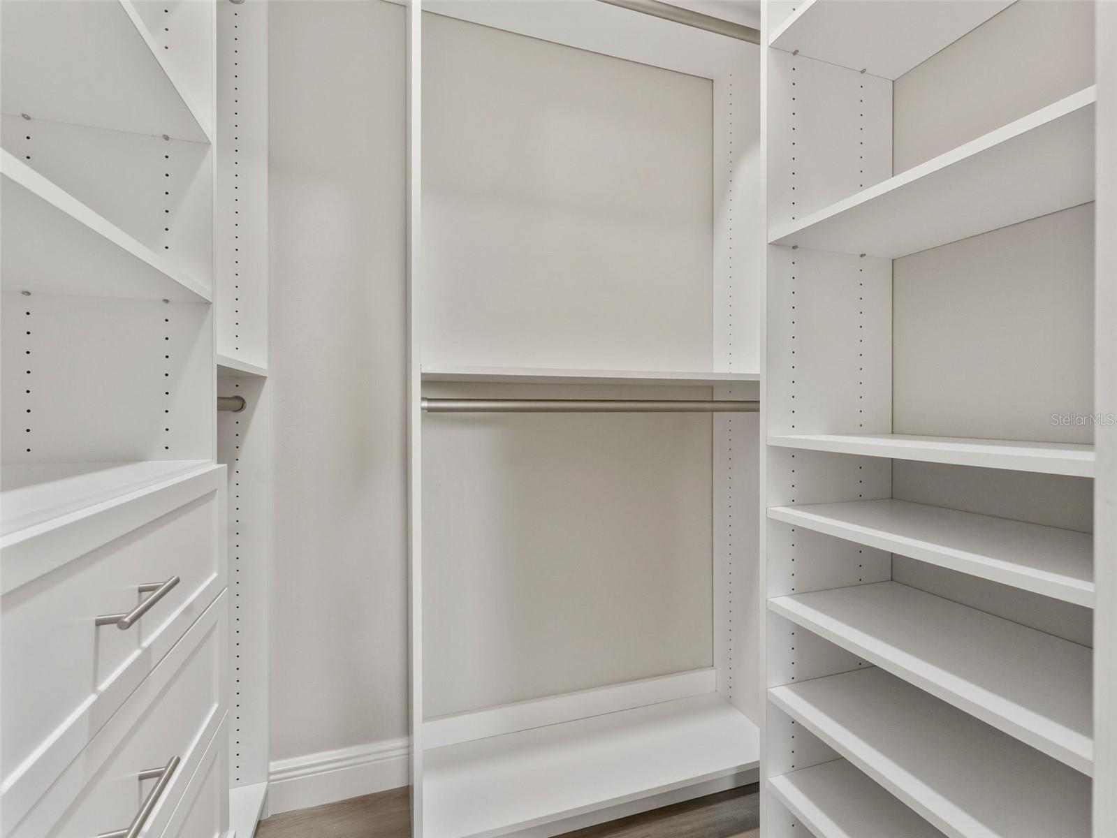 Image 27 of 76 For 8717 Driftwood Drive