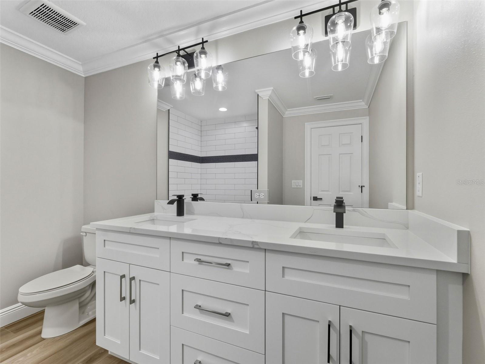 Image 36 of 76 For 8717 Driftwood Drive