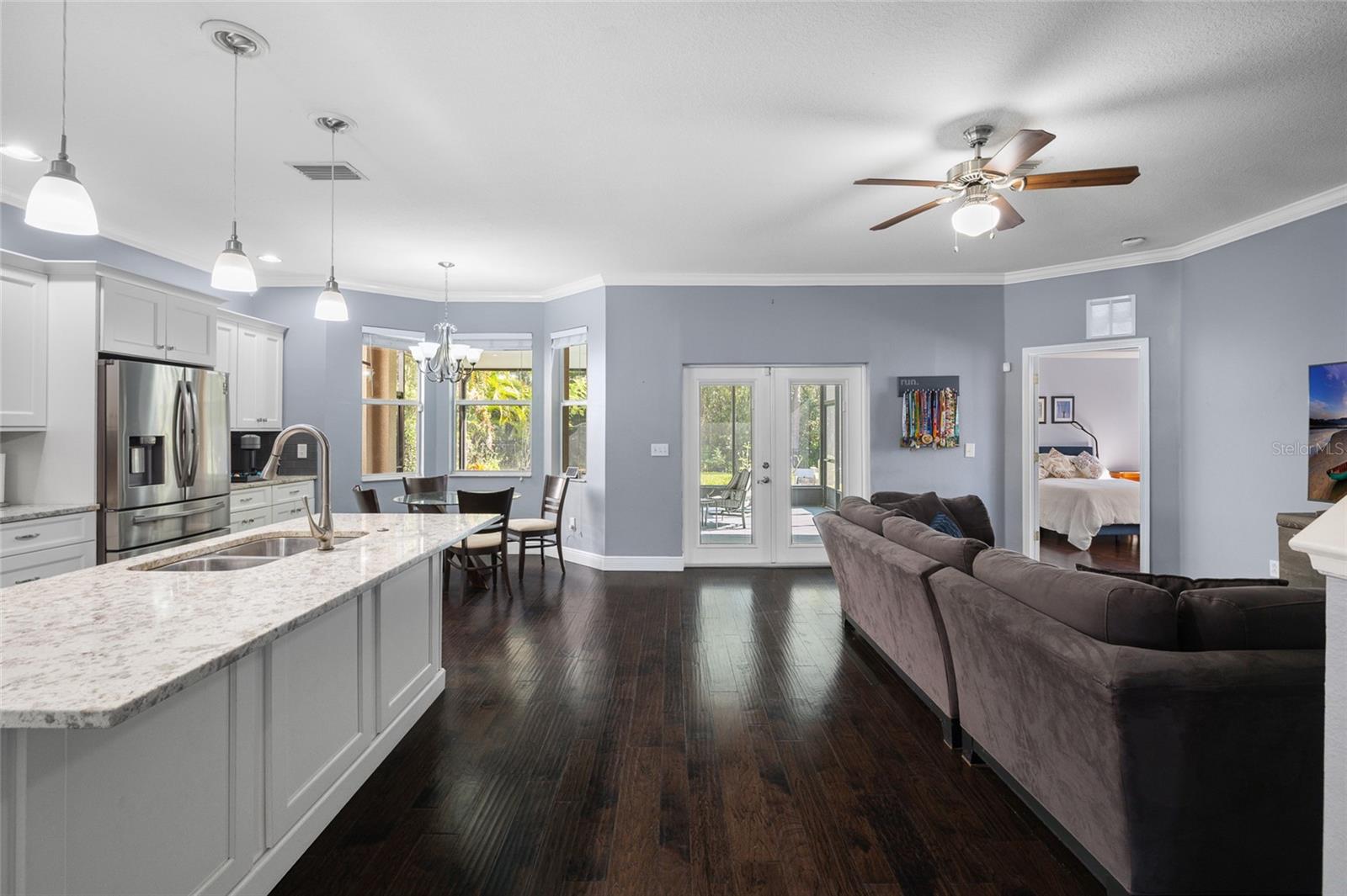 Image 21 of 62 For 6427 Bridgecrest Drive