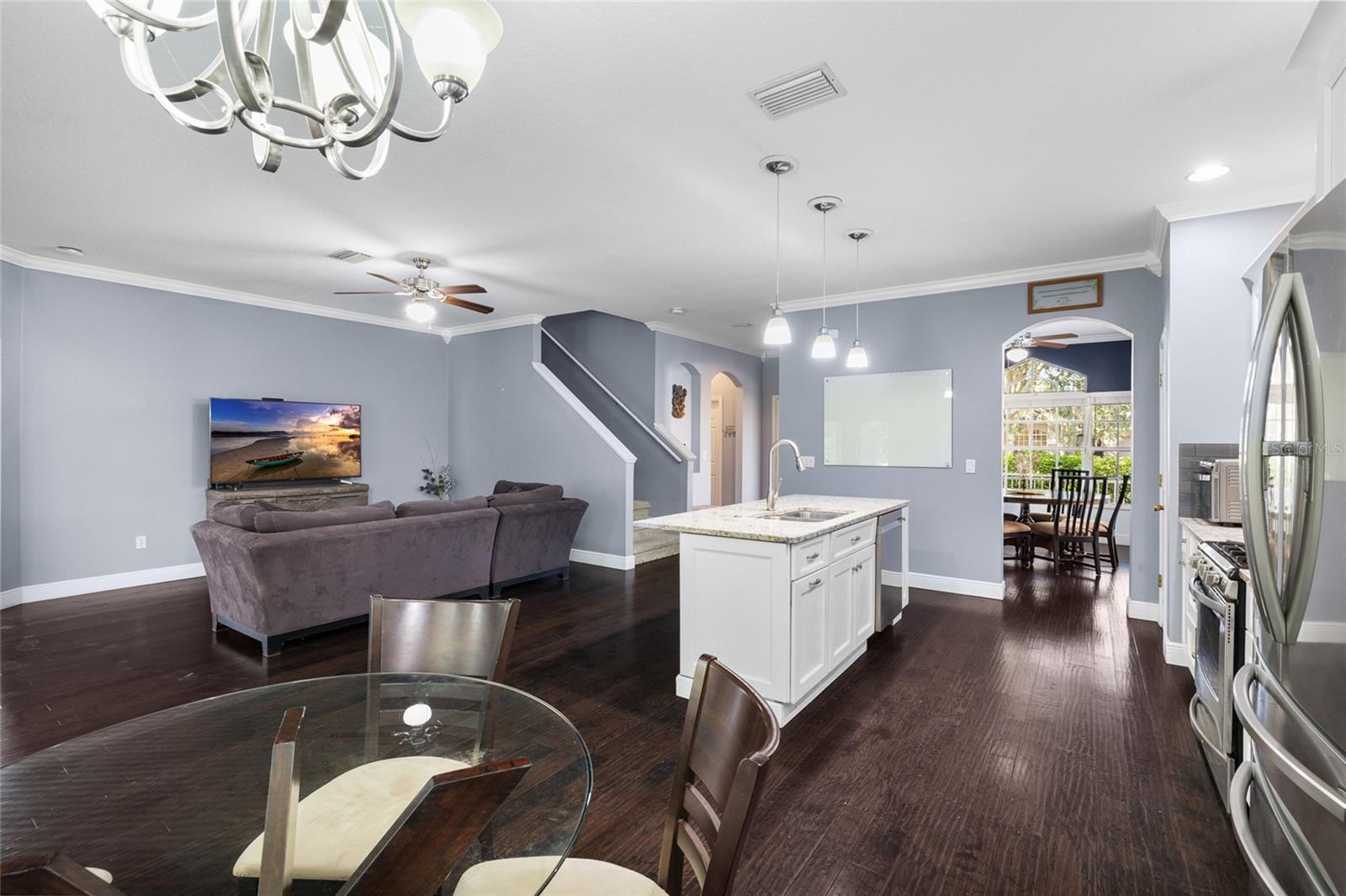 Image 6 of 62 For 6427 Bridgecrest Drive