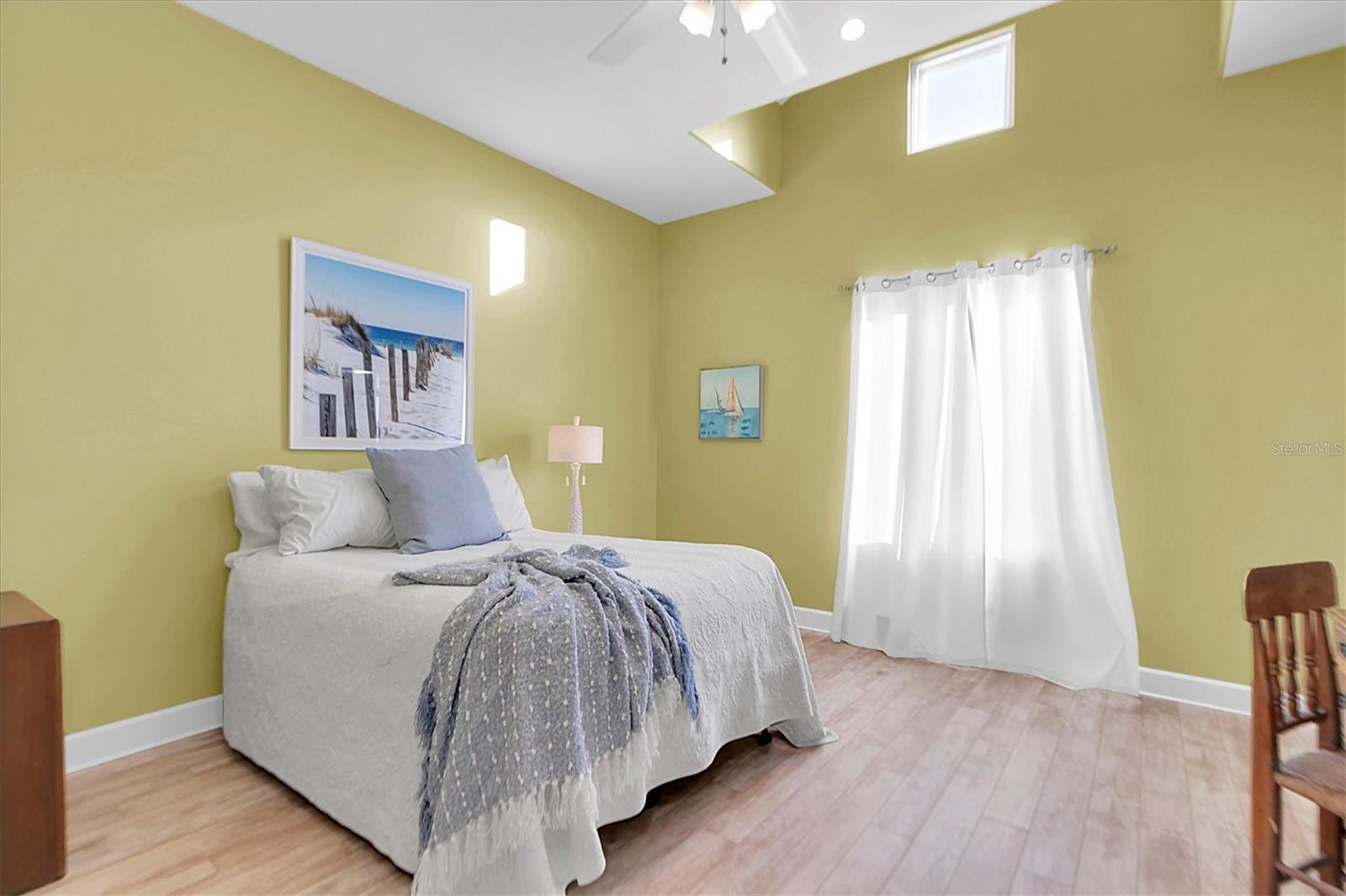 Image 23 of 40 For 1580 Macchesney Drive