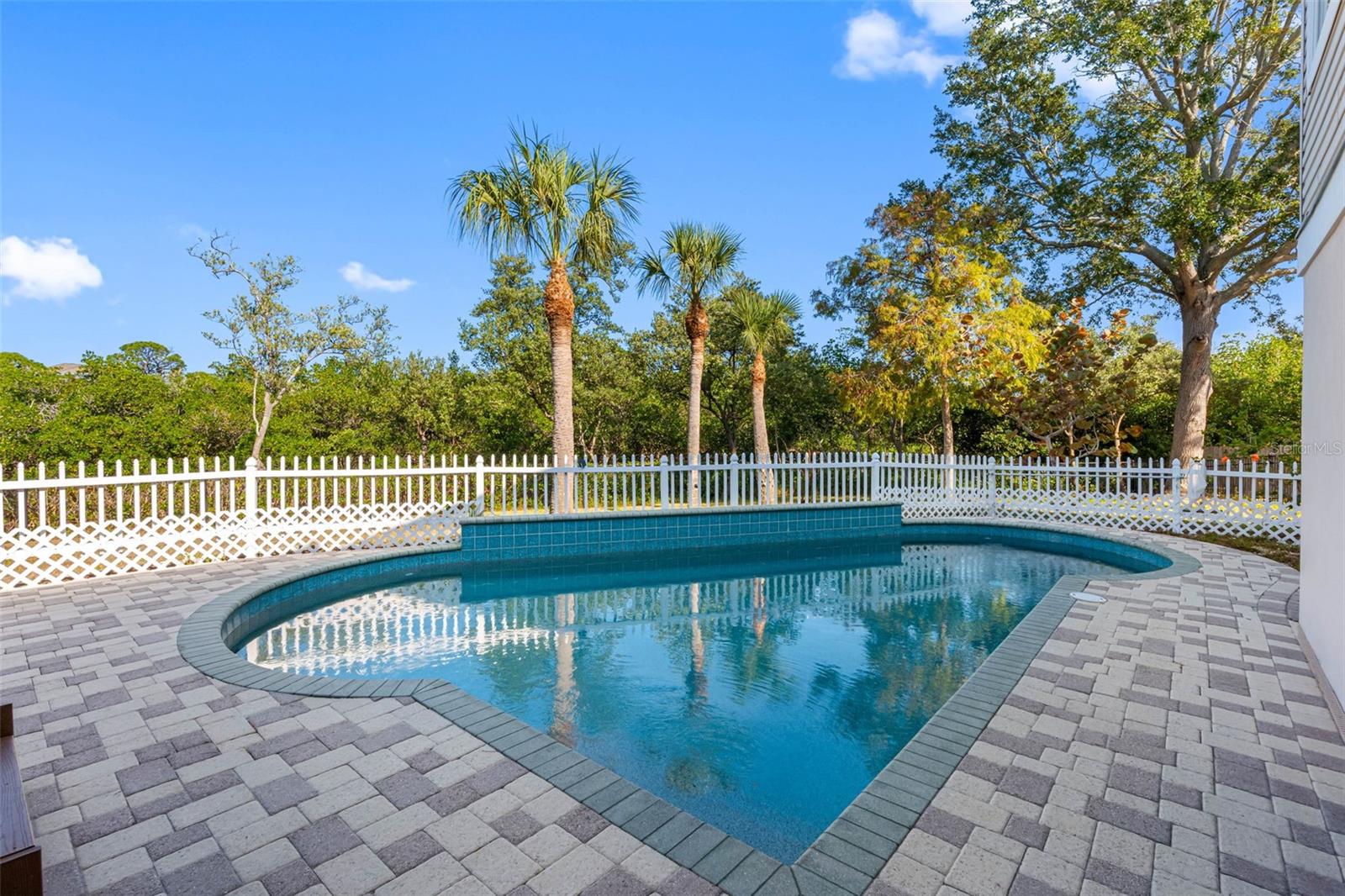 Image 31 of 40 For 1580 Macchesney Drive