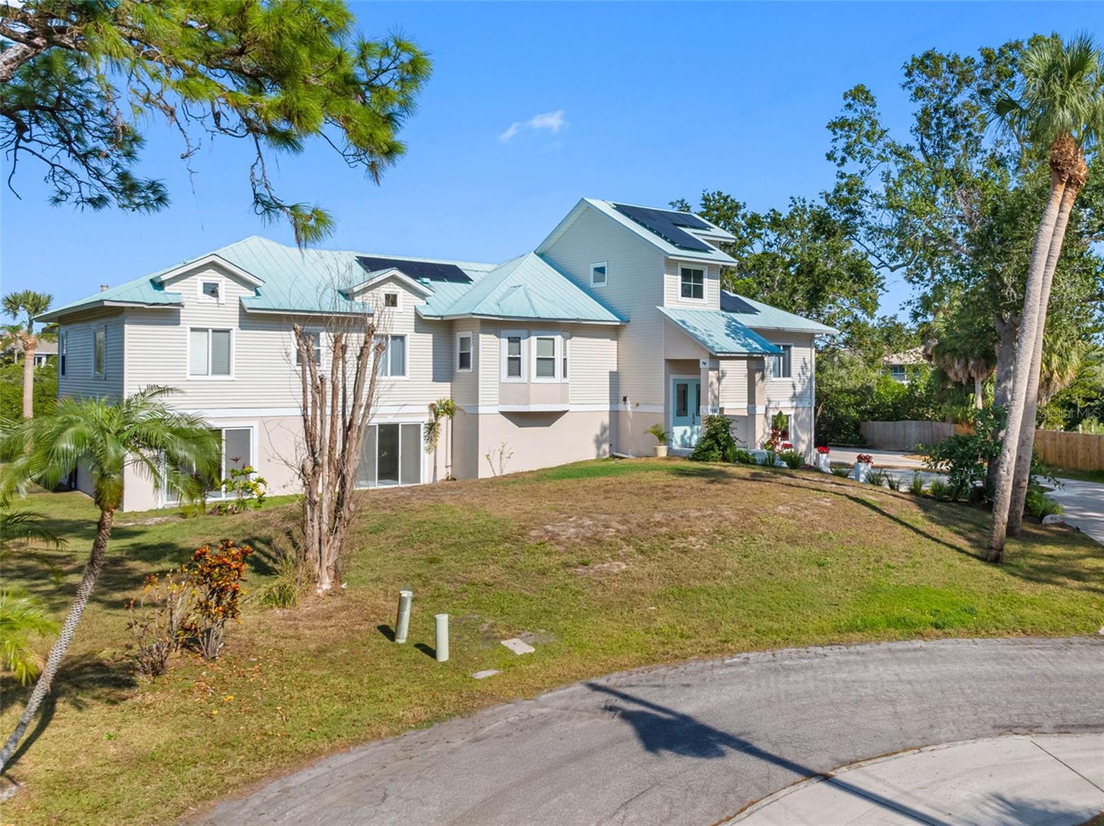 Image 4 of 40 For 1580 Macchesney Drive