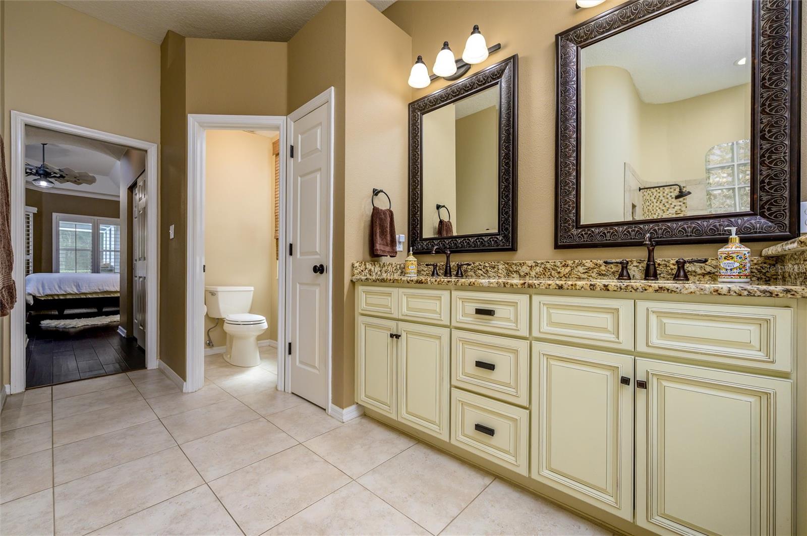 Image 25 of 47 For 17521 Edinburgh Drive