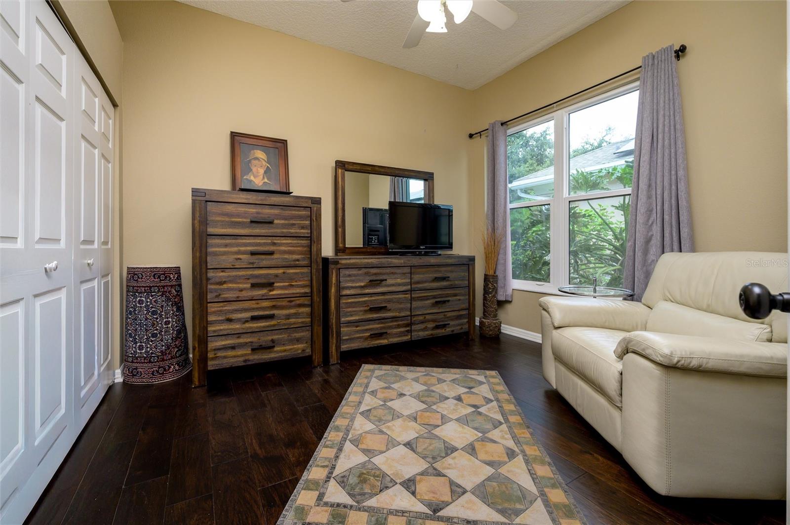 Image 29 of 47 For 17521 Edinburgh Drive