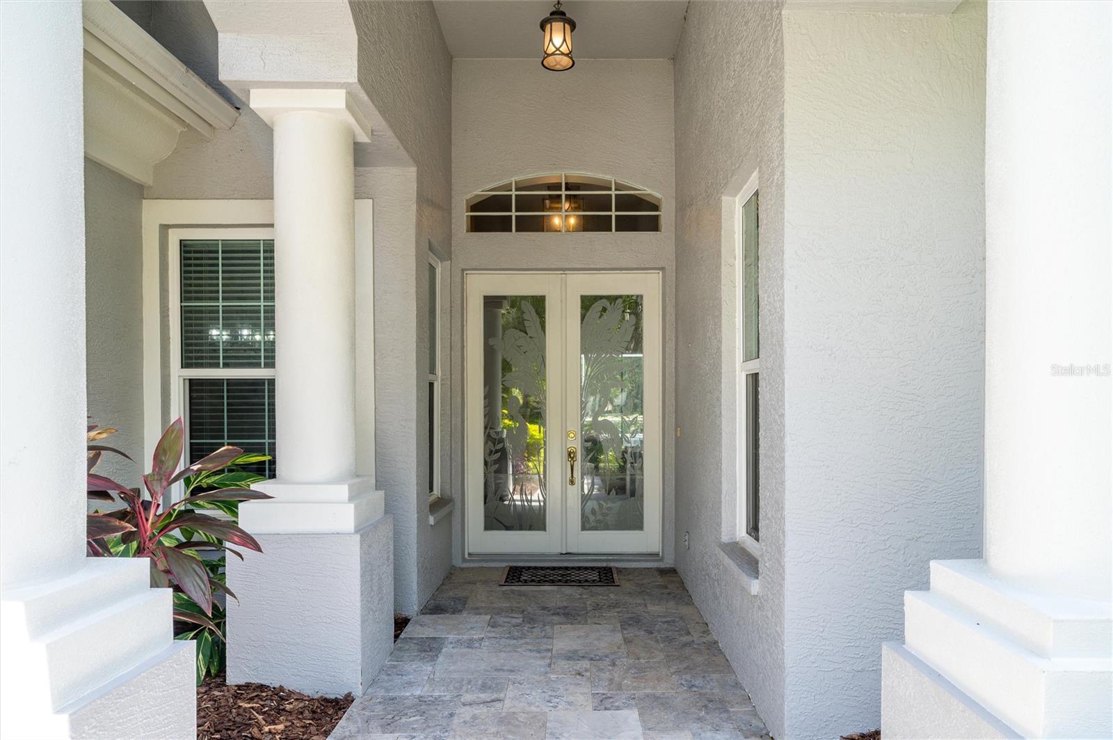 Image 4 of 47 For 17521 Edinburgh Drive