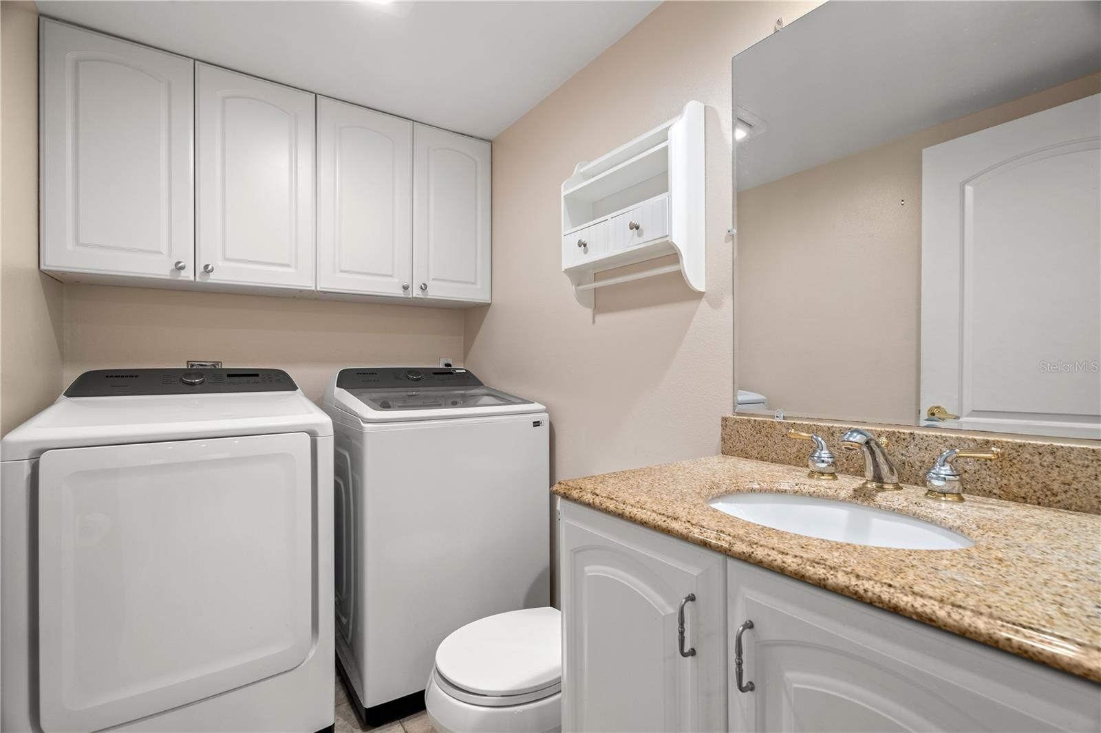 Image 11 of 21 For 2705 5th Court