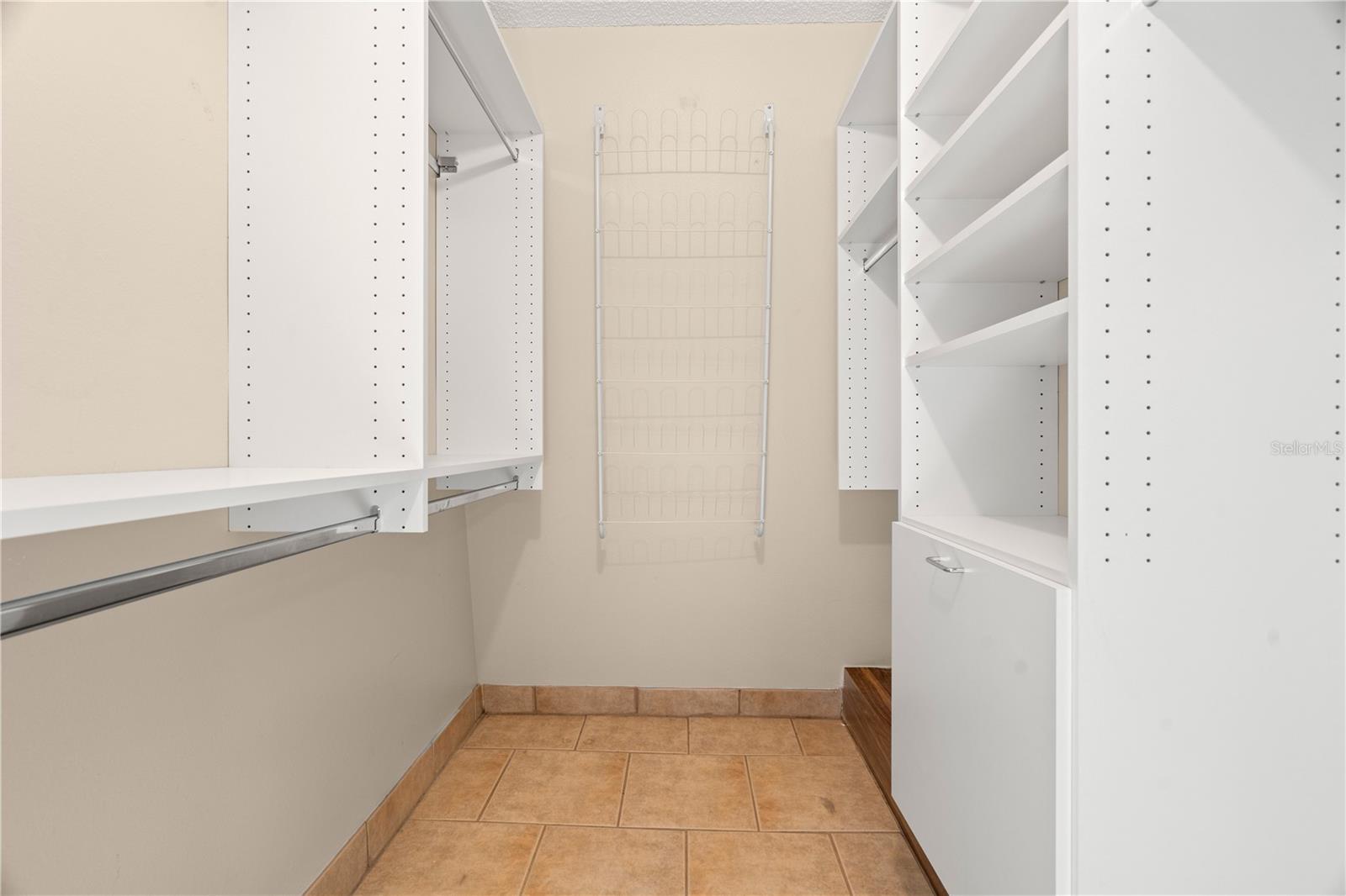 Image 9 of 21 For 2705 5th Court