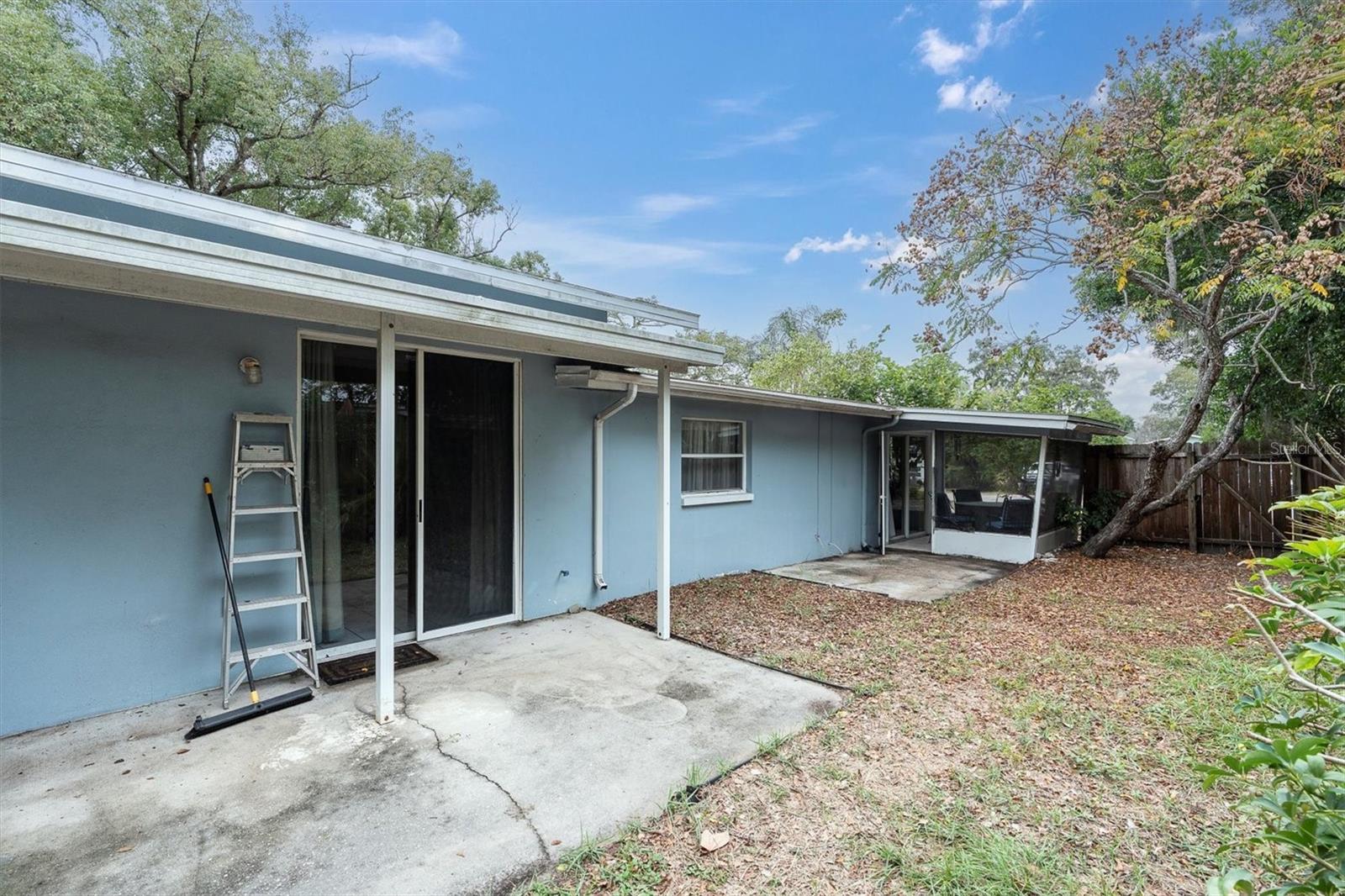 Image 57 of 61 For 1610 Indiana Avenue