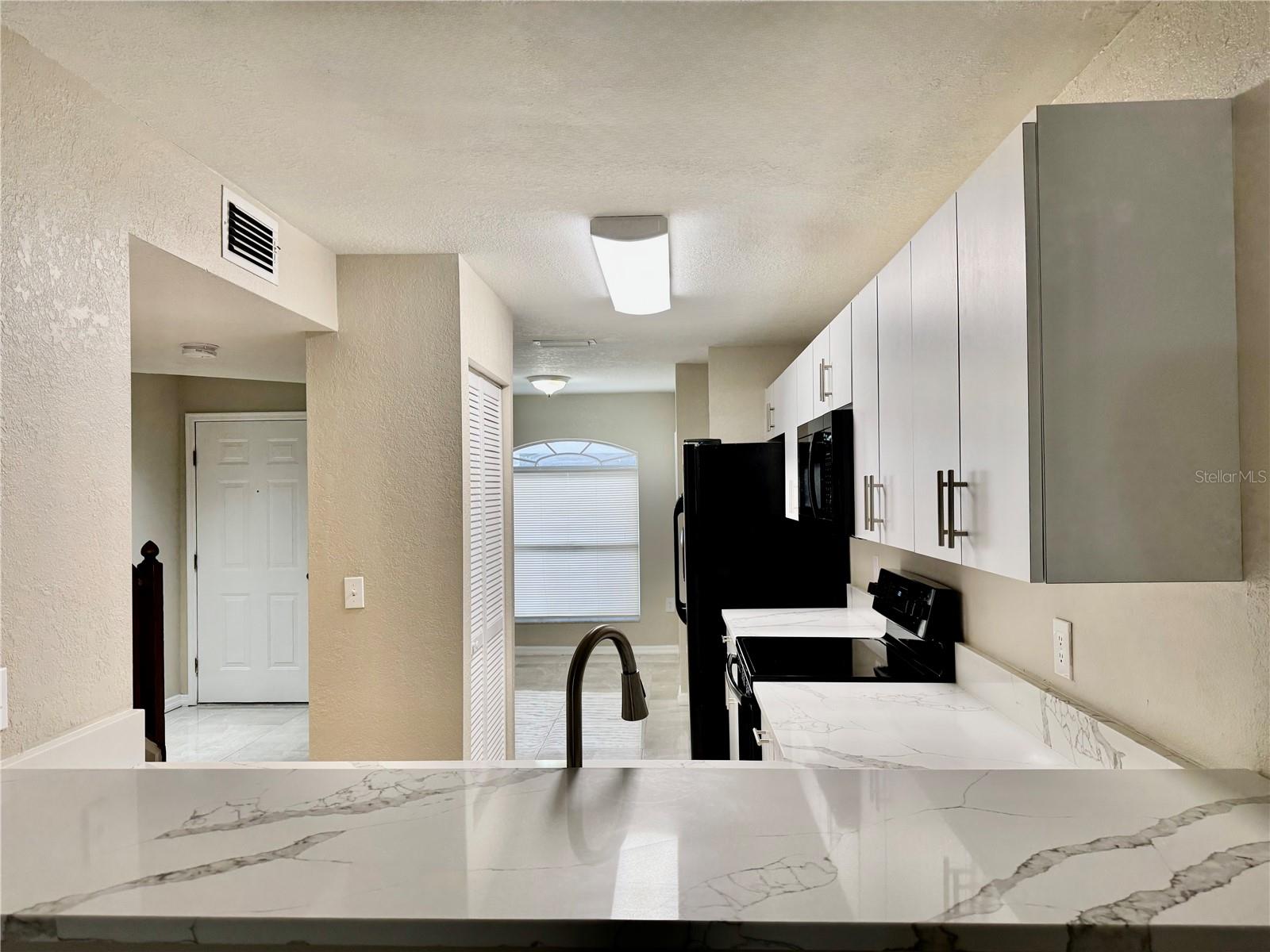 Image 2 of 15 For 14922 Par Club Circle