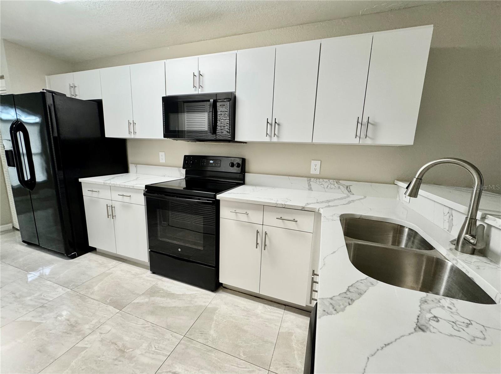 Image 3 of 15 For 14922 Par Club Circle