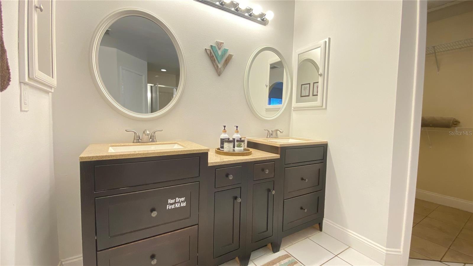 Image 18 of 30 For 1001 Lester Ridge Court