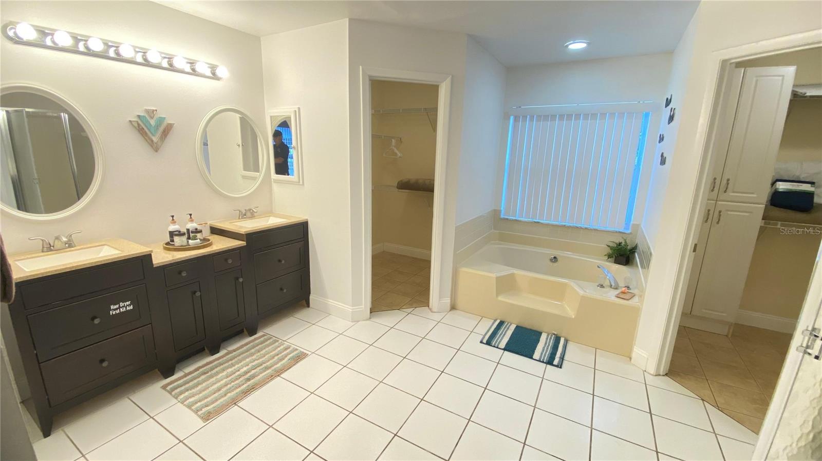 Image 19 of 30 For 1001 Lester Ridge Court