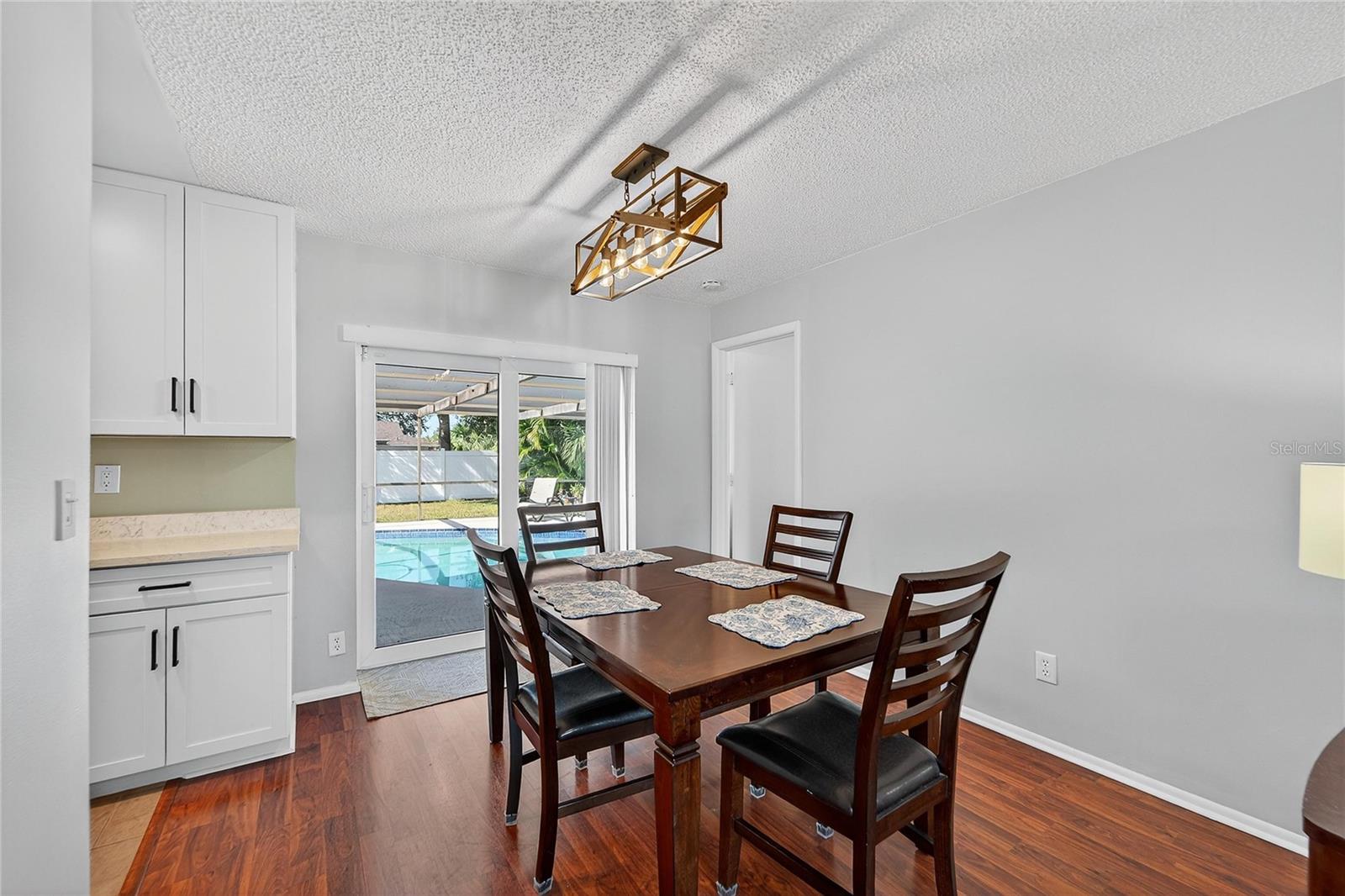 Image 12 of 34 For 2308 Hawthorne Drive