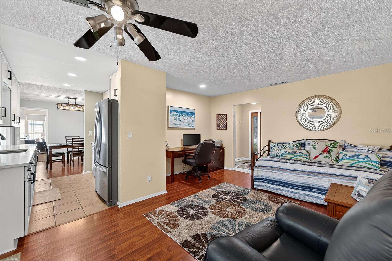 Image 19 of 34 For 2308 Hawthorne Drive