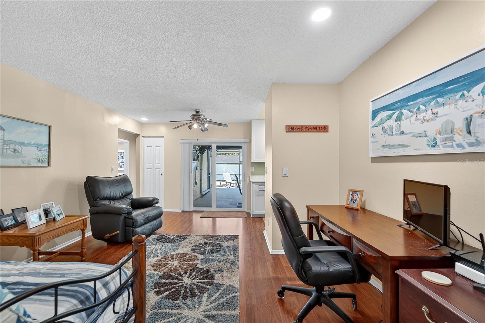 Image 20 of 34 For 2308 Hawthorne Drive