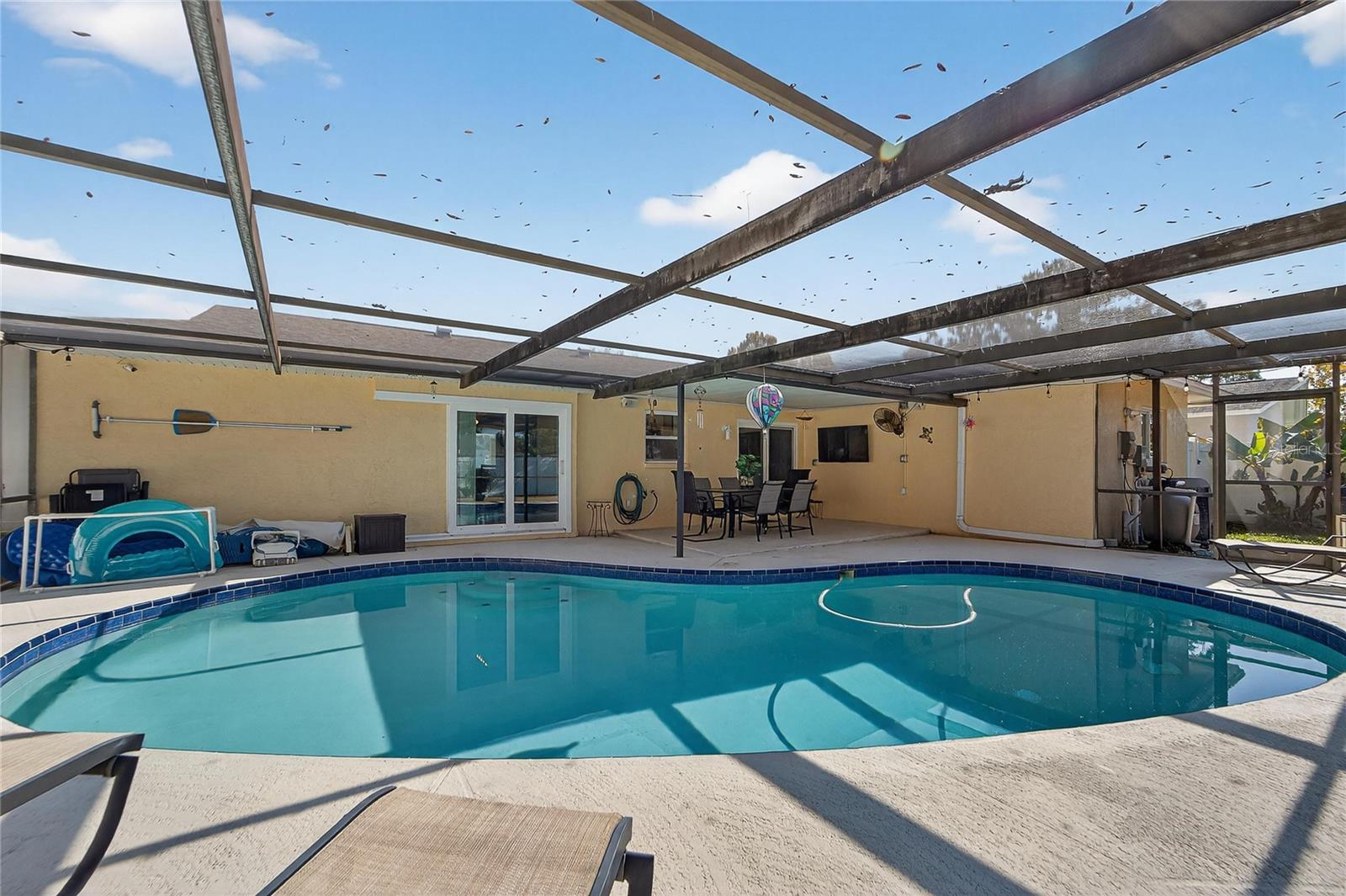 Image 27 of 34 For 2308 Hawthorne Drive