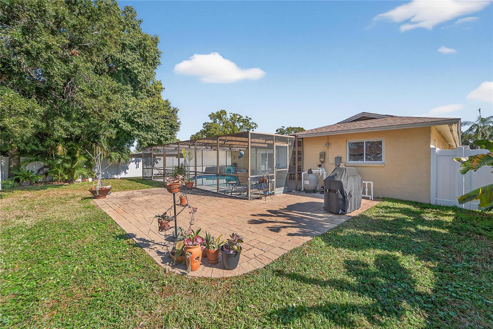 Image 28 of 34 For 2308 Hawthorne Drive