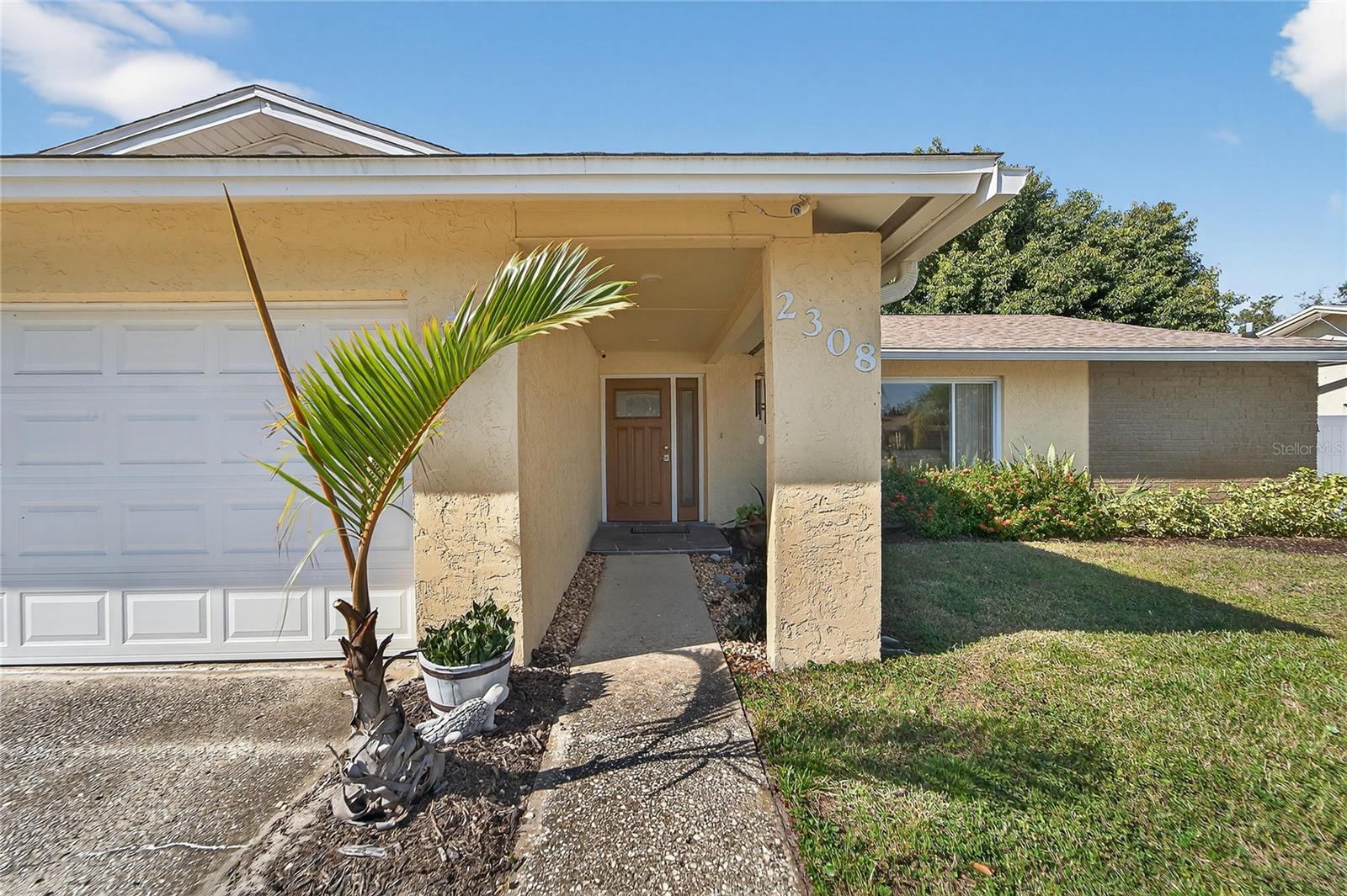 Image 6 of 34 For 2308 Hawthorne Drive