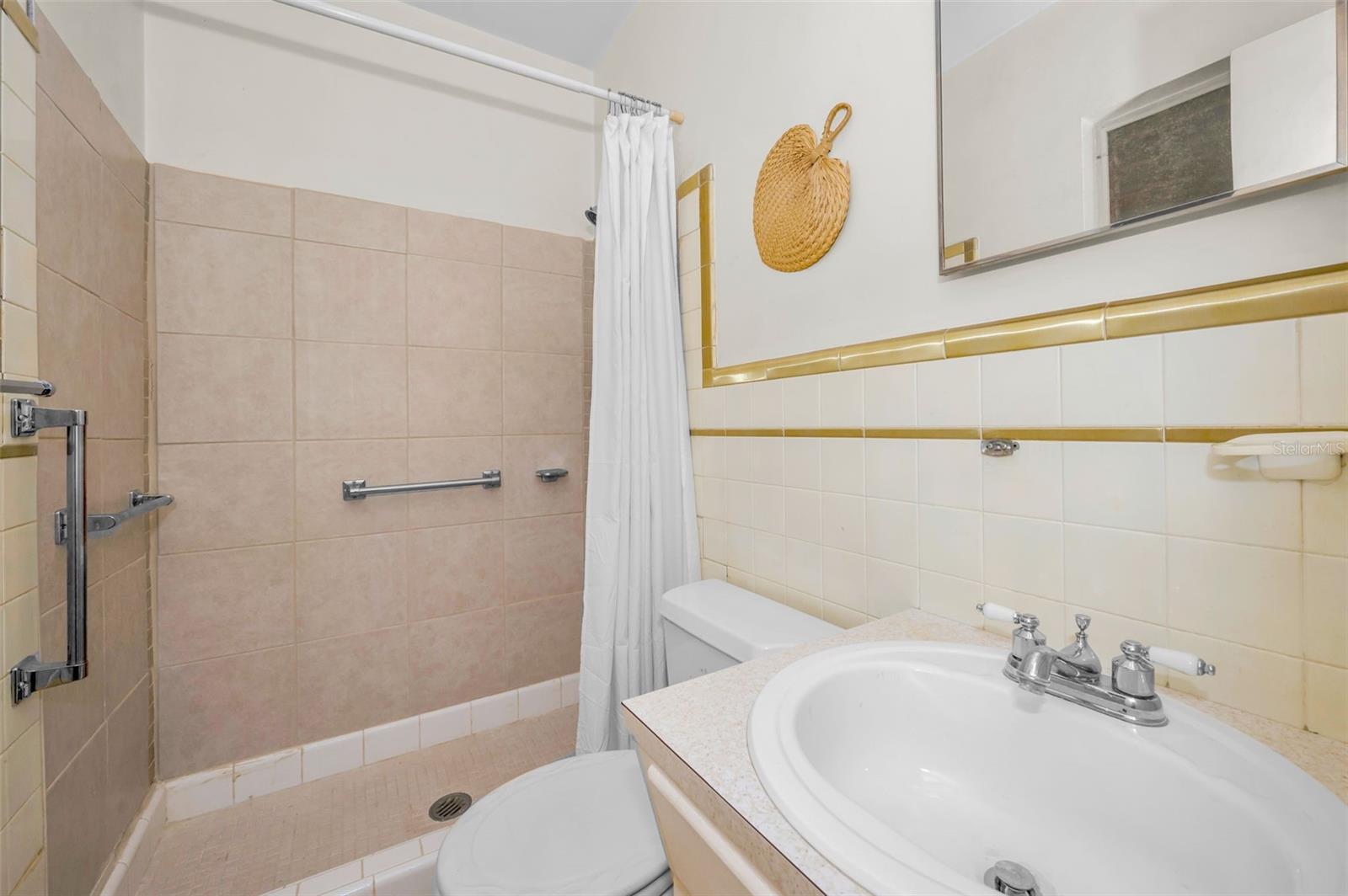 Image 21 of 53 For 4151 55th Way N 1058