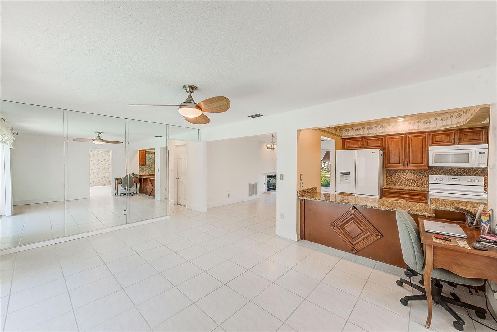 Image 11 of 51 For 6796 122nd Street