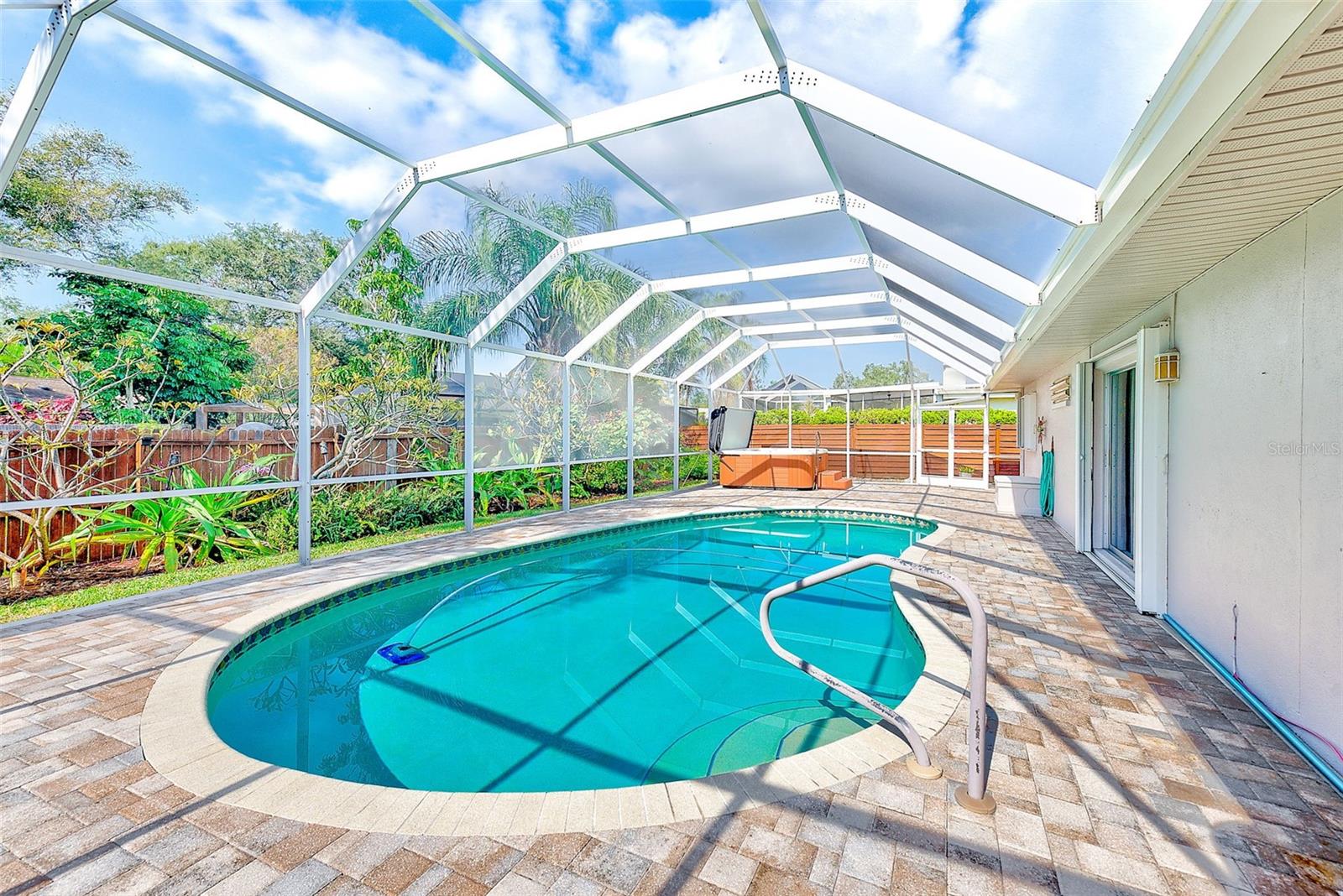 Image 32 of 51 For 6796 122nd Street