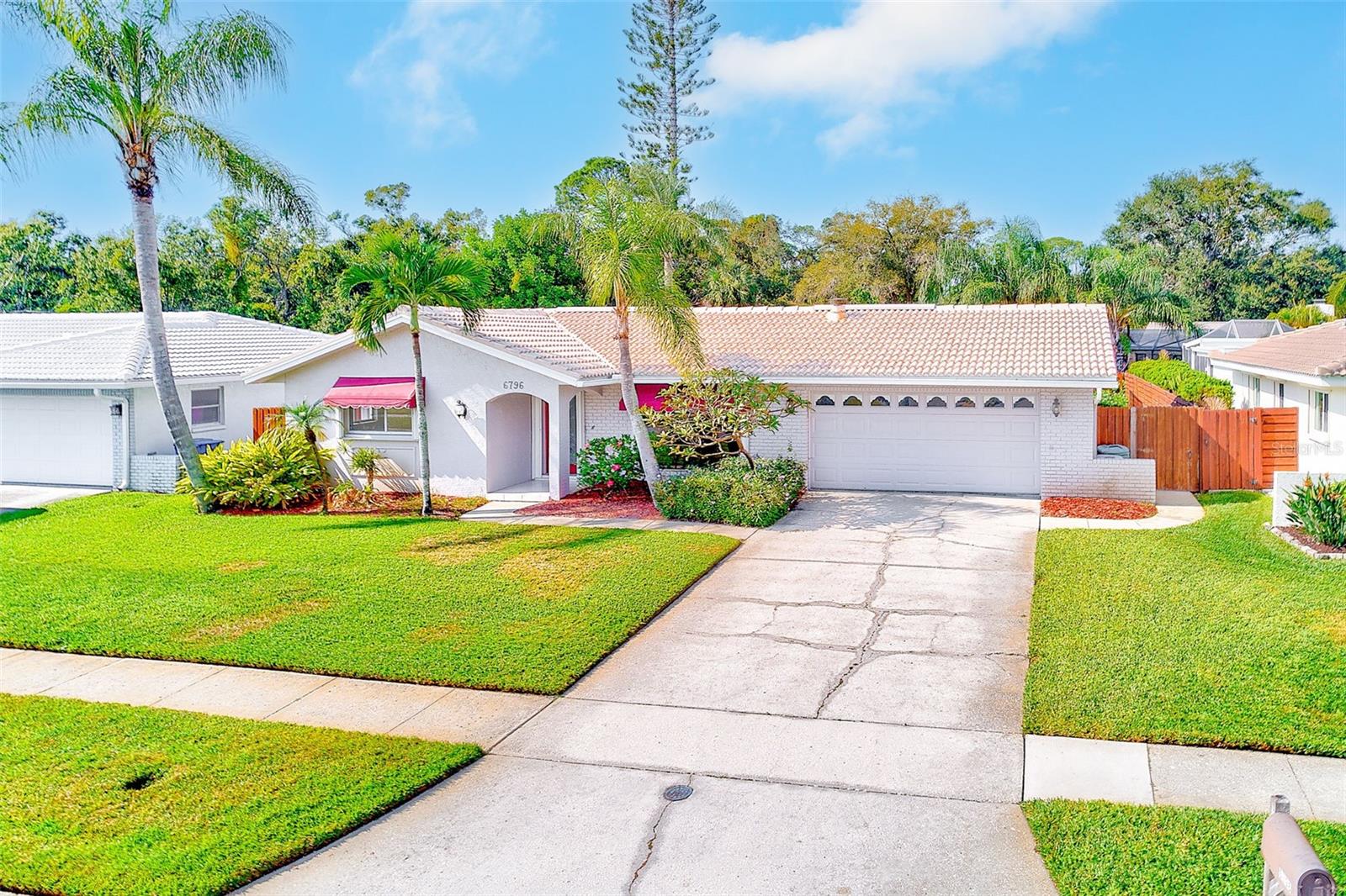 Image 40 of 51 For 6796 122nd Street