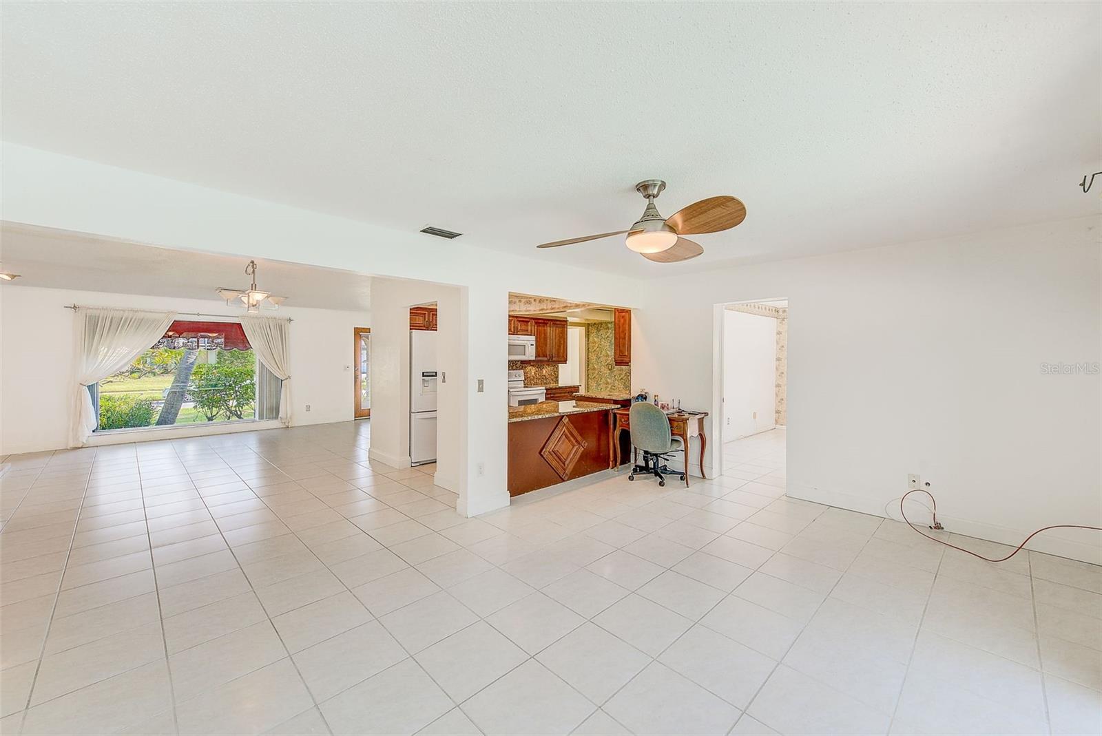 Image 9 of 51 For 6796 122nd Street