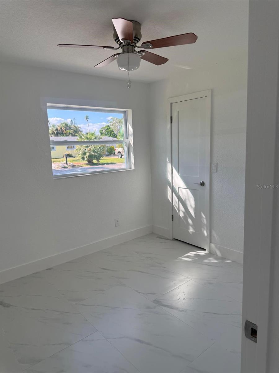 Image 22 of 32 For 4119 Harrisburg Street Ne