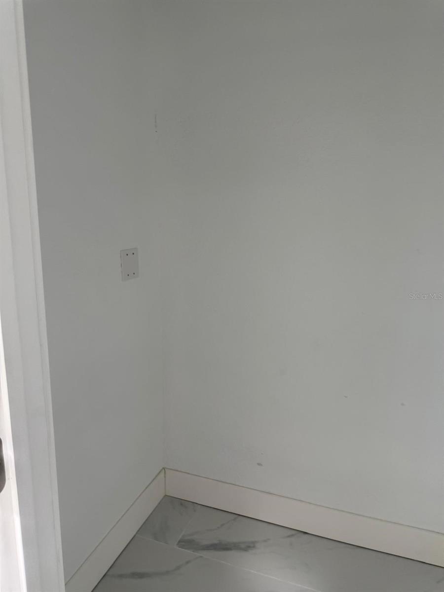 Image 23 of 32 For 4119 Harrisburg Street Ne