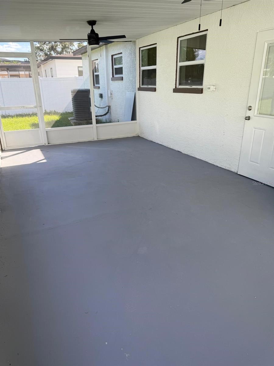 Image 28 of 32 For 4119 Harrisburg Street Ne