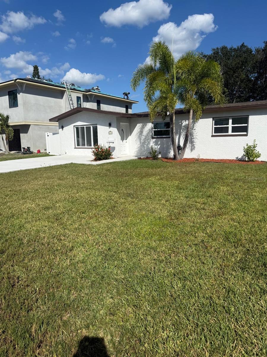 Image 3 of 32 For 4119 Harrisburg Street Ne