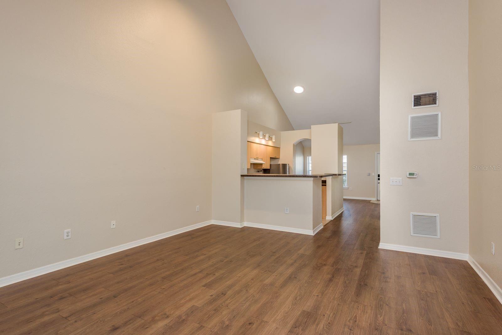 Image 8 of 50 For 3521 Kings Road 102