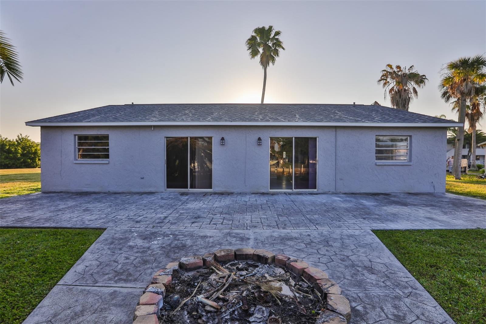 Image 3 of 14 For 9925 Grace Drive