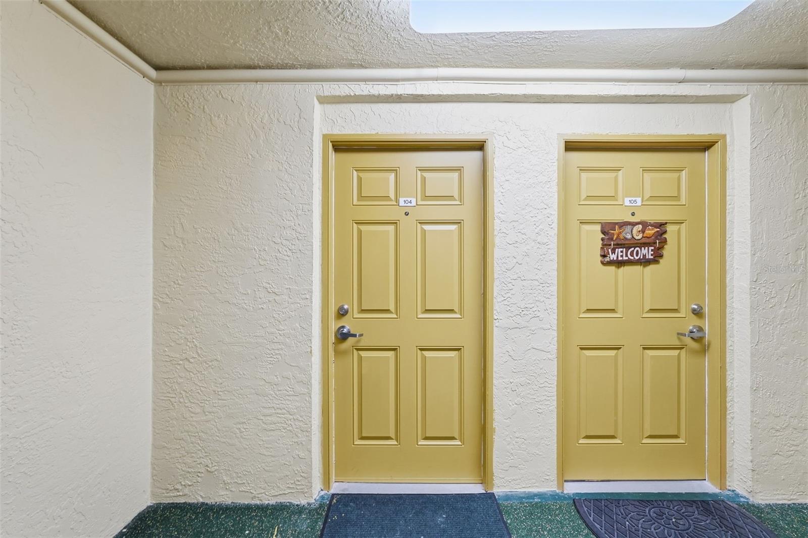 Image 10 of 43 For 17450 Gulf Boulevard 104