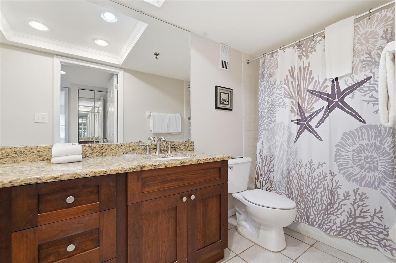 Image 26 of 43 For 17450 Gulf Boulevard 104