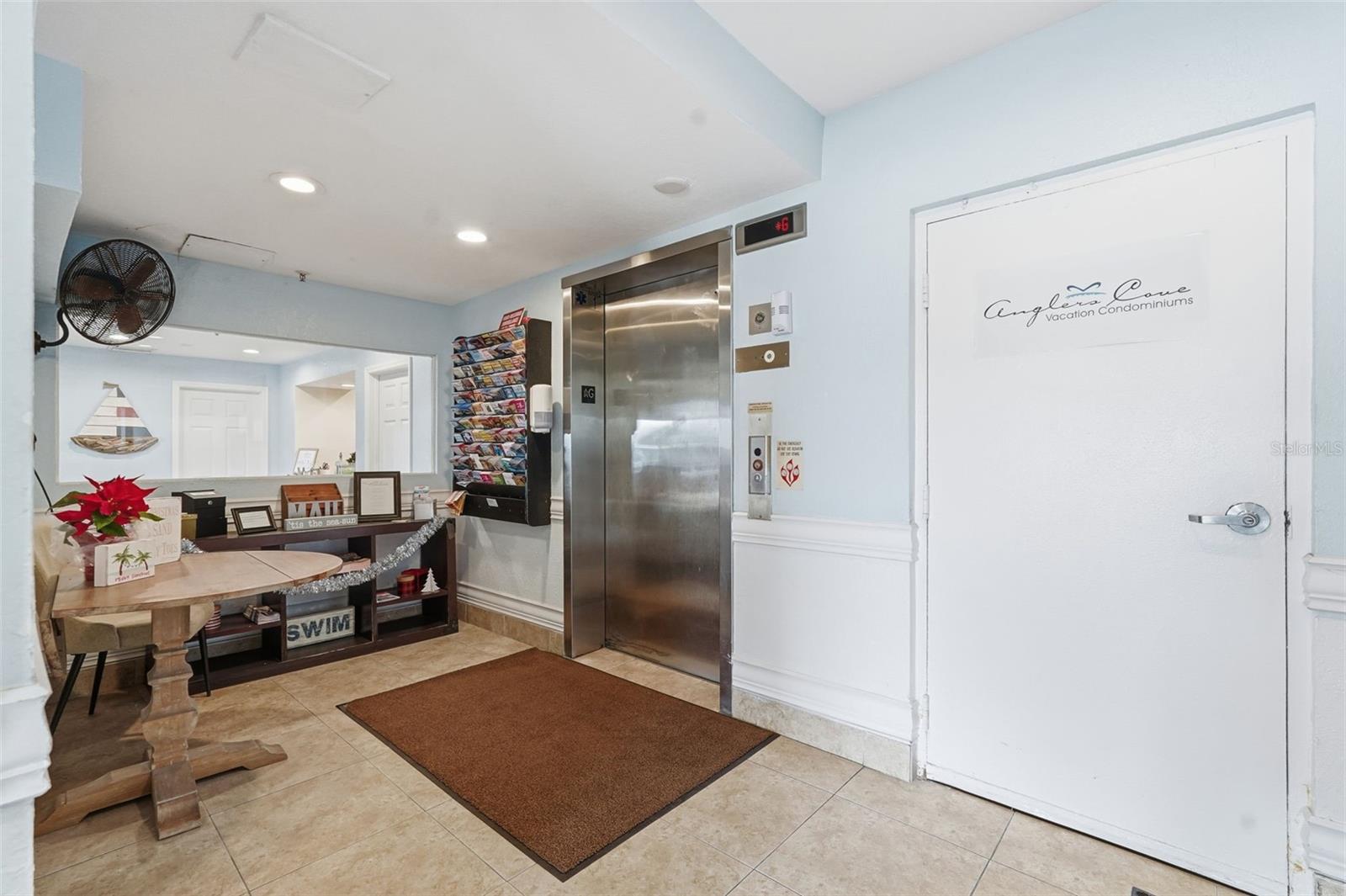 Image 35 of 43 For 17450 Gulf Boulevard 104