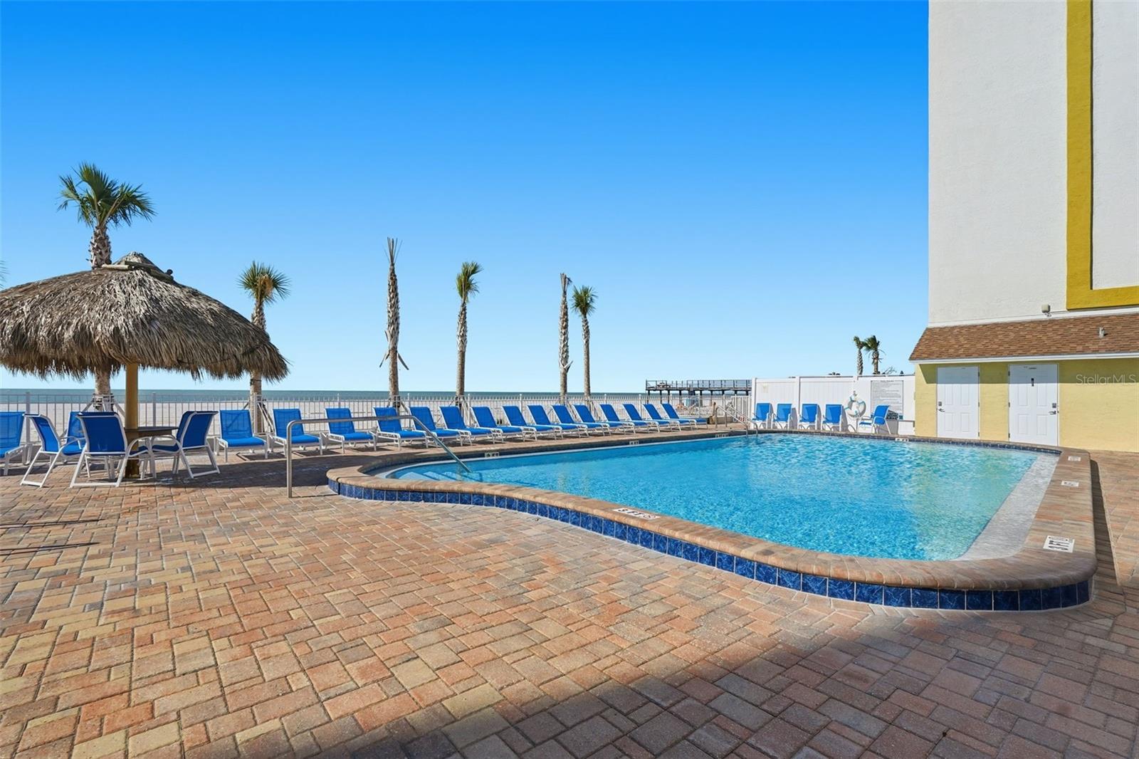 Image 41 of 43 For 17450 Gulf Boulevard 104