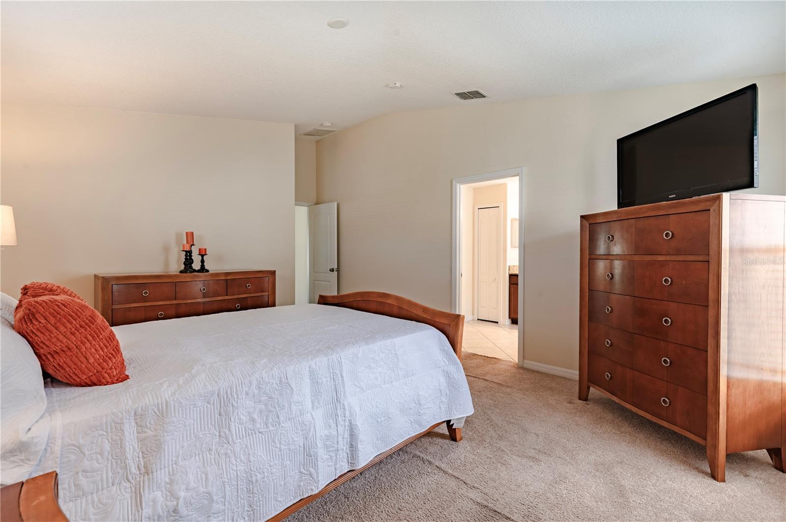 Image 22 of 35 For 12116 Echo Basin Cove