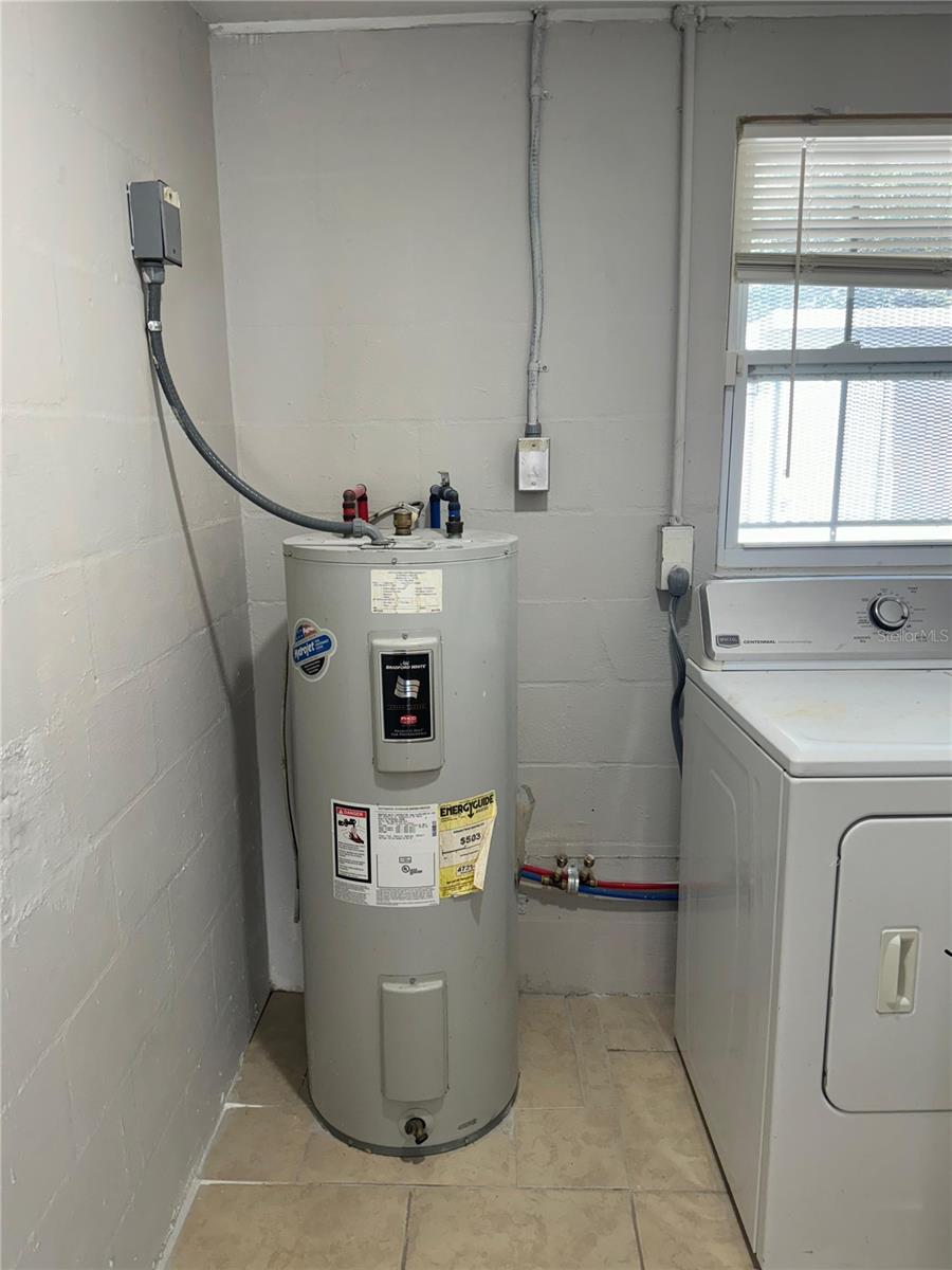 Image 16 of 35 For 2331 Oak Street