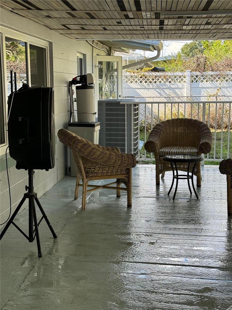 Image 19 of 35 For 2331 Oak Street