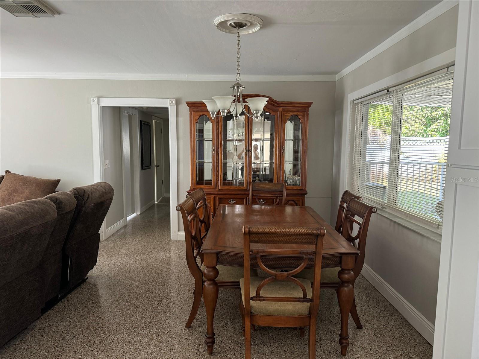 Image 27 of 35 For 2331 Oak Street