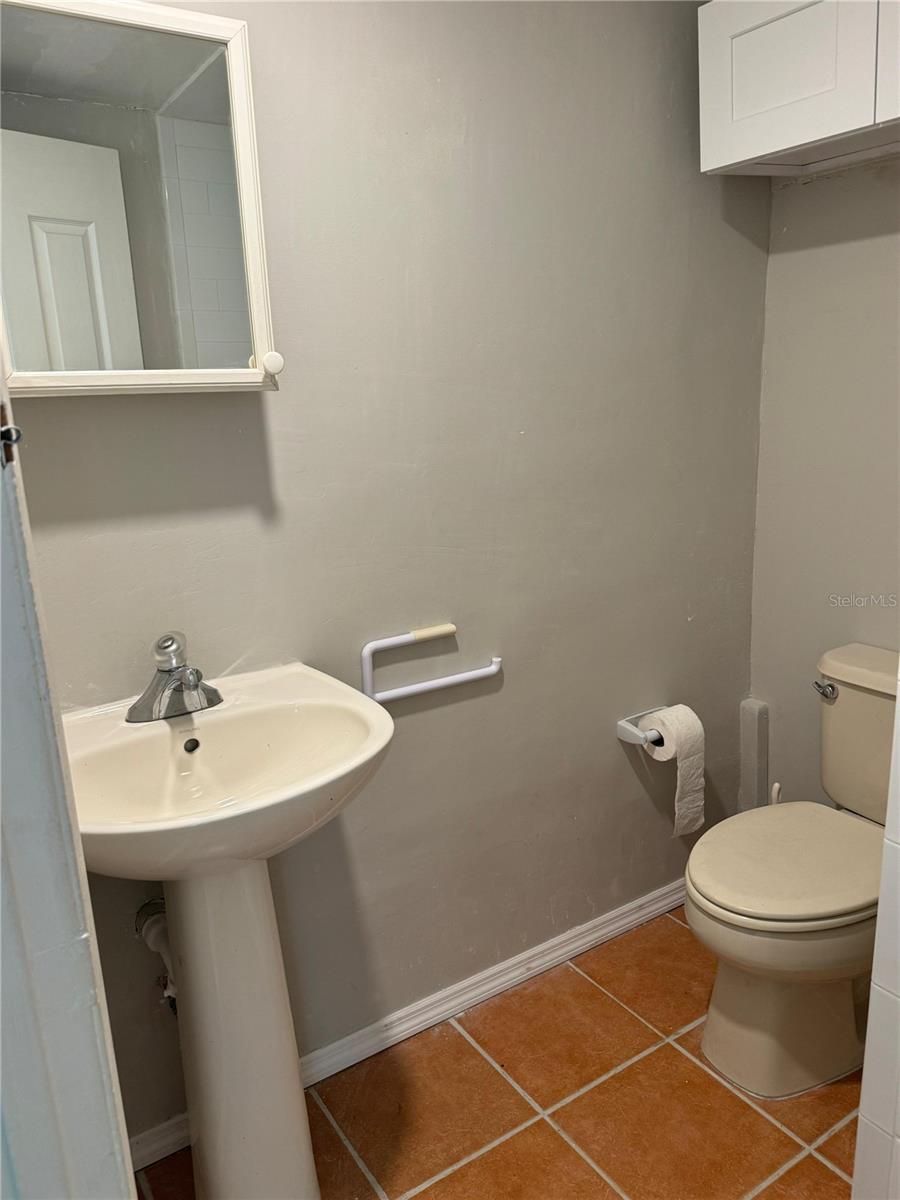 Image 29 of 35 For 2331 Oak Street