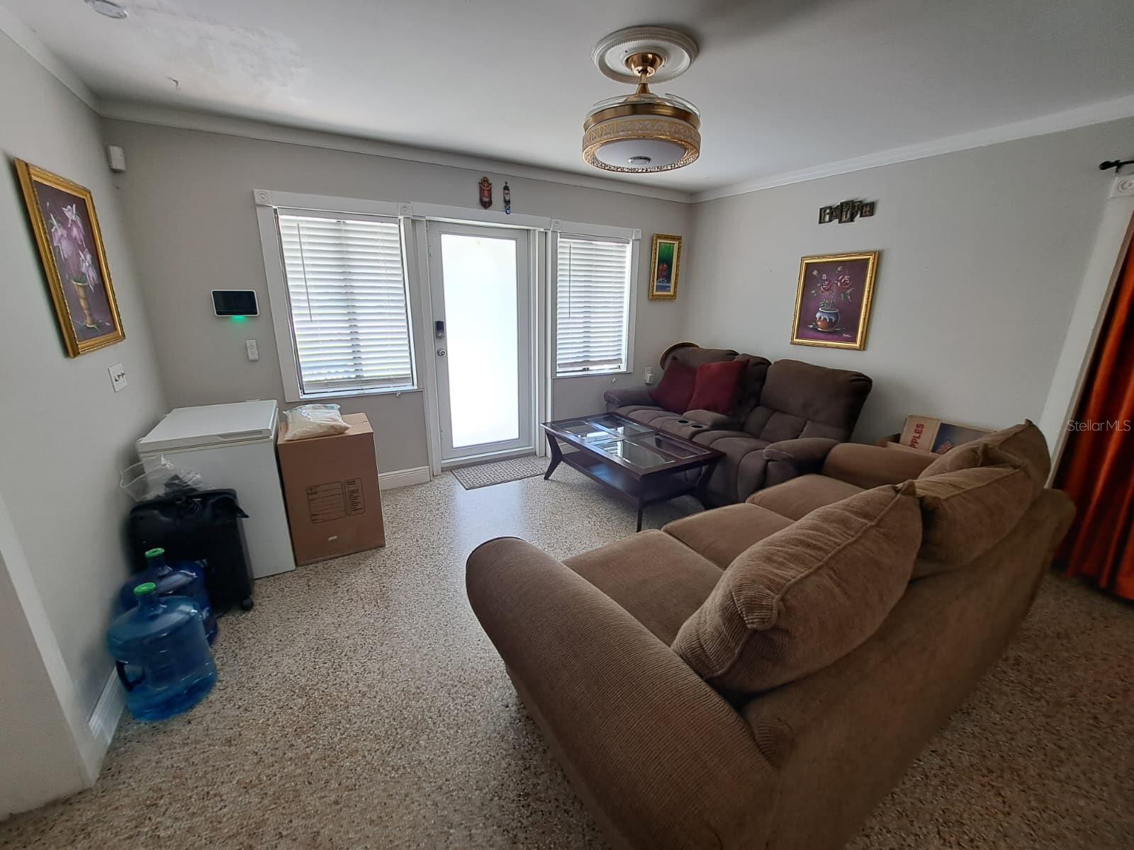 Image 35 of 35 For 2331 Oak Street