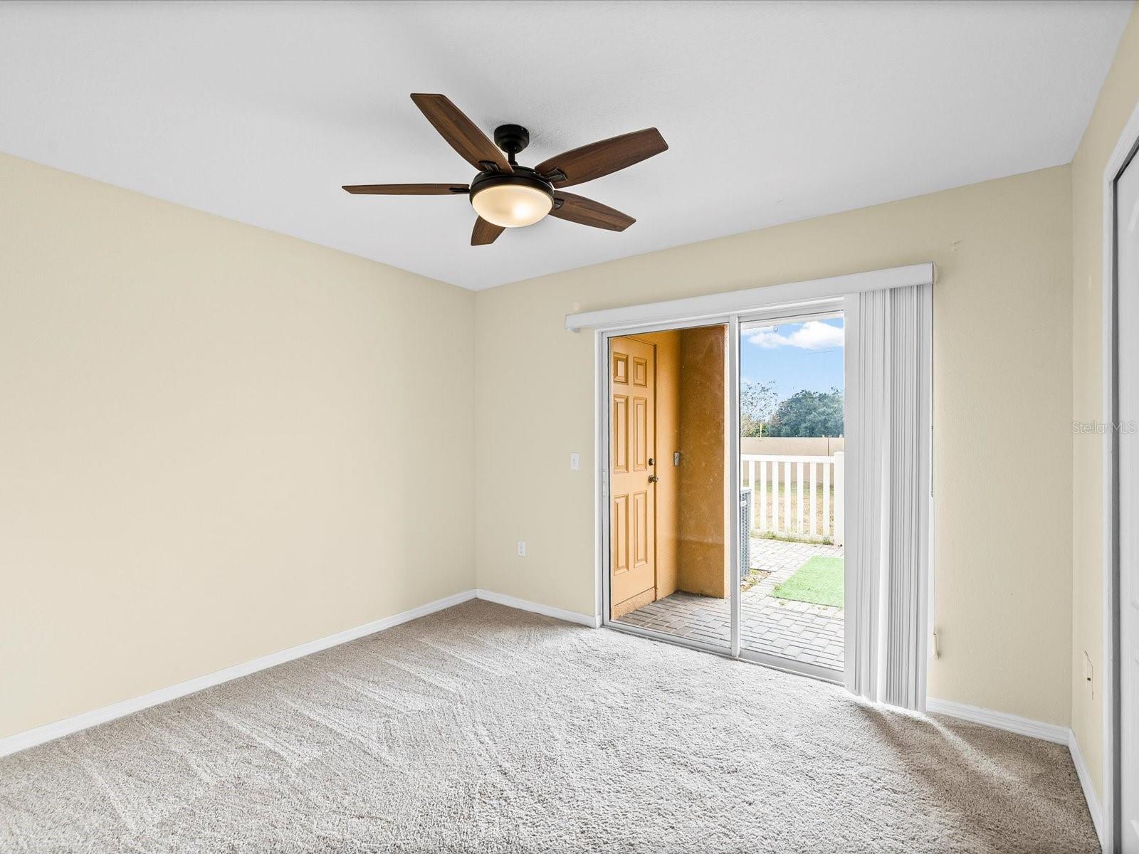 Image 22 of 33 For 9779 Trumpet Vine Loop