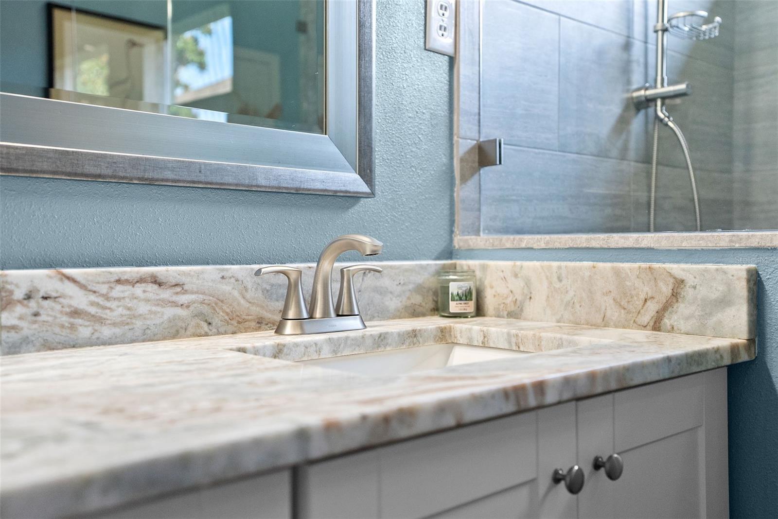 Listing photo id 28 for 2918 Winglewood Circle