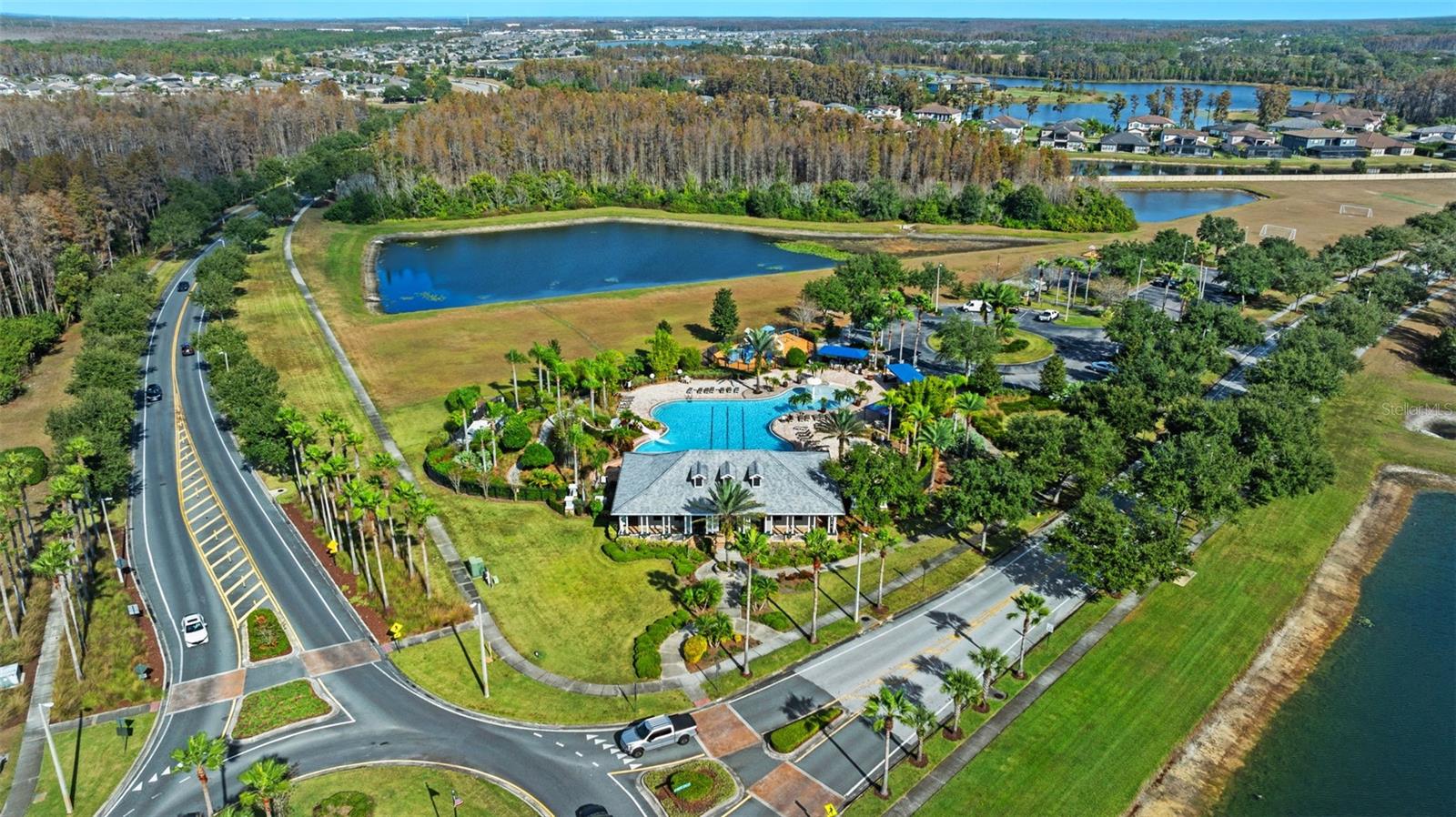 Listing photo id 50 for 2918 Winglewood Circle