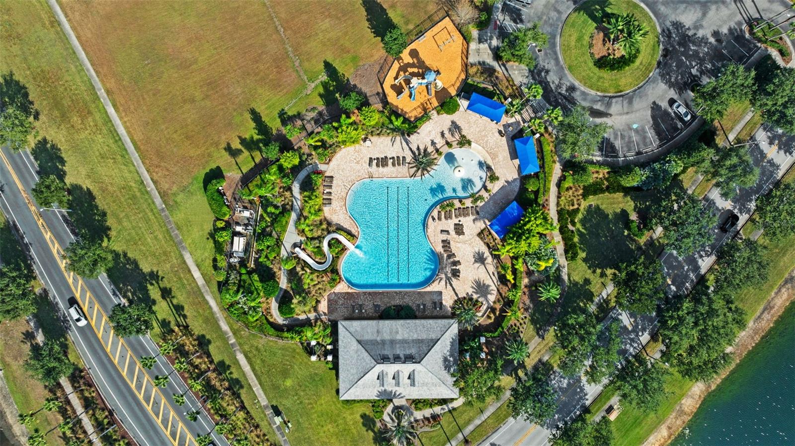 Listing photo id 55 for 2918 Winglewood Circle