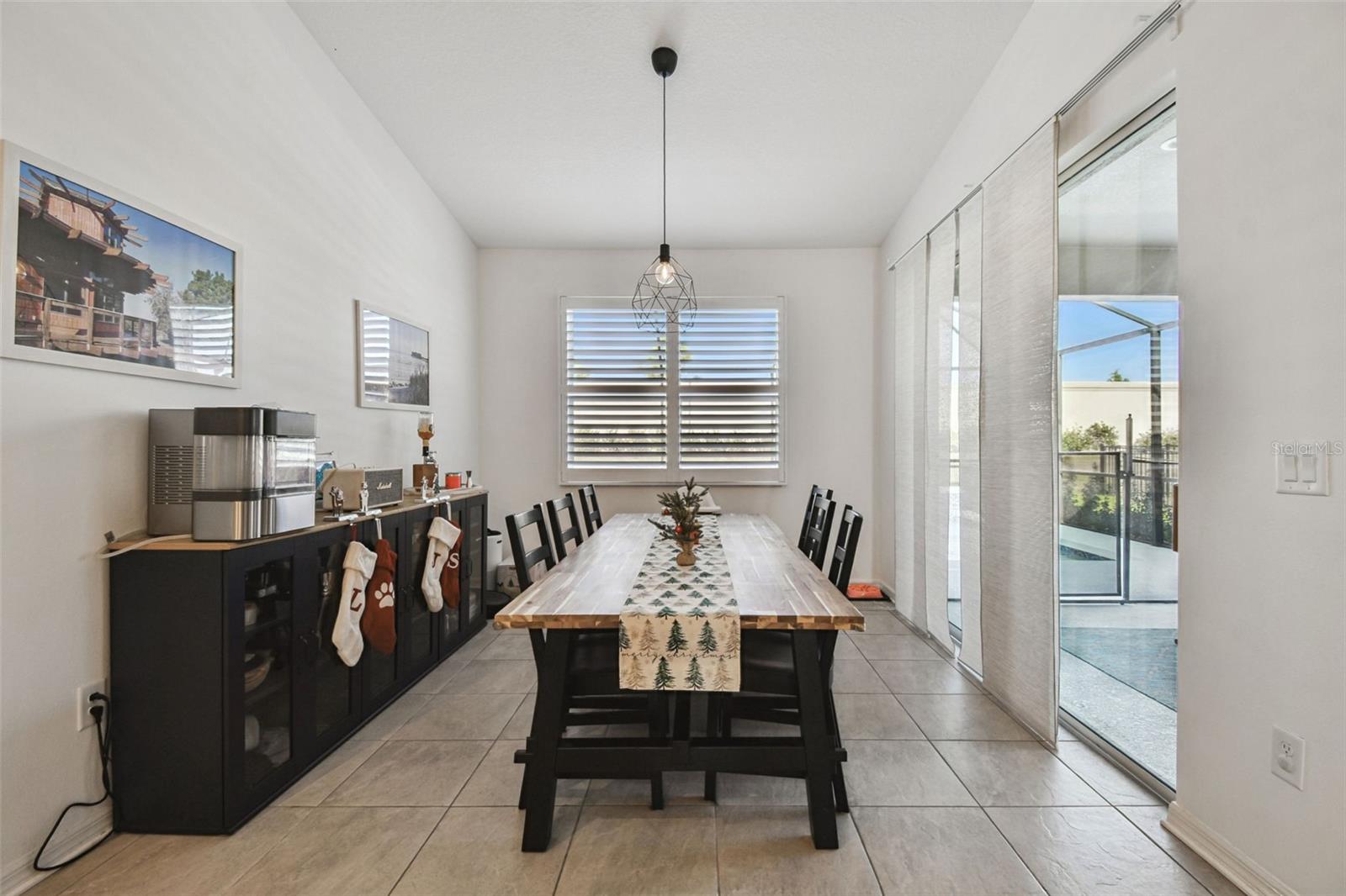 Image 13 of 52 For 11823 Armada Way